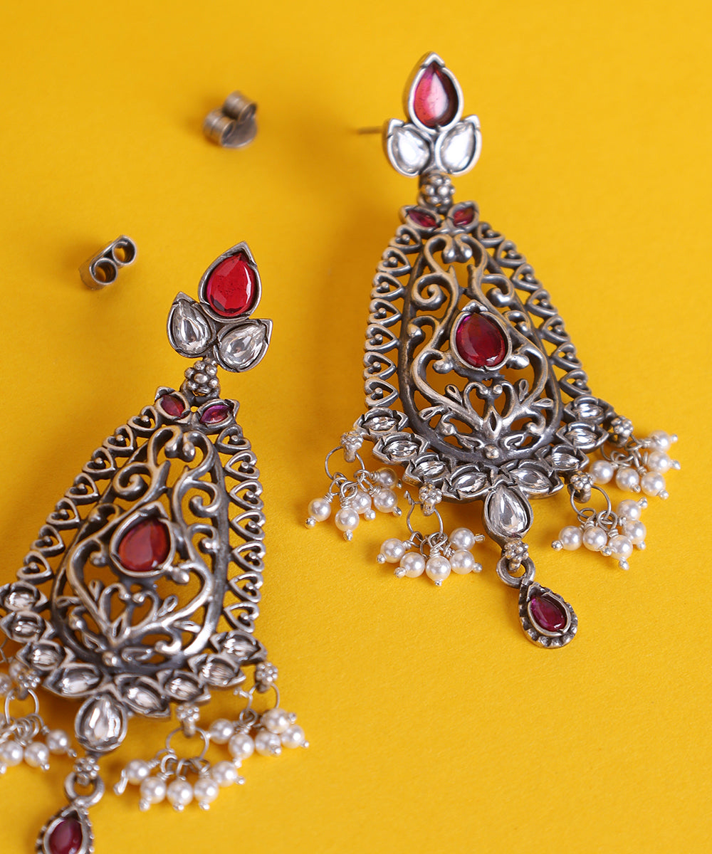 Tara_Handcrafted_Oxidised_Pure_Silver_Earrings_With_Kempstones_WeaverStory_02