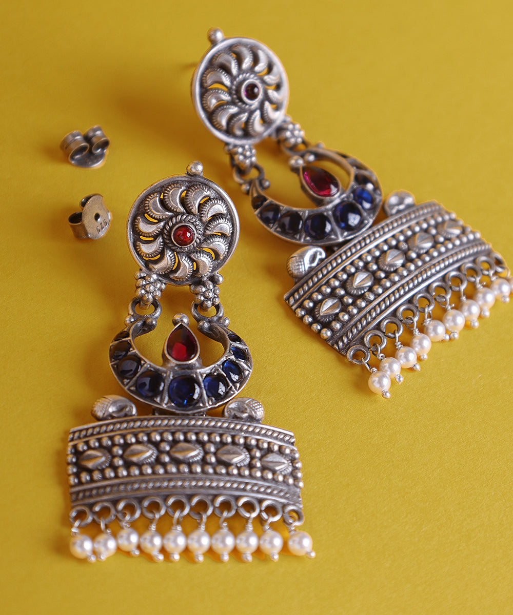 Ruhi_Handcrafted_Oxidised_Pure_Silver_Earrings_With_Pearls_And_Kempstones_WeaverStory_02