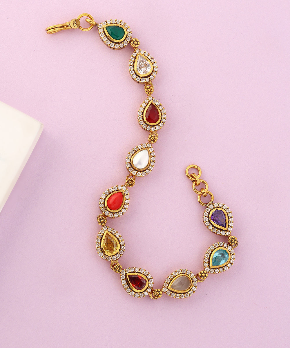 Lyra_Handcrafted_Pure_Silver_Moissanite_Bracelet_WeaverStory_01