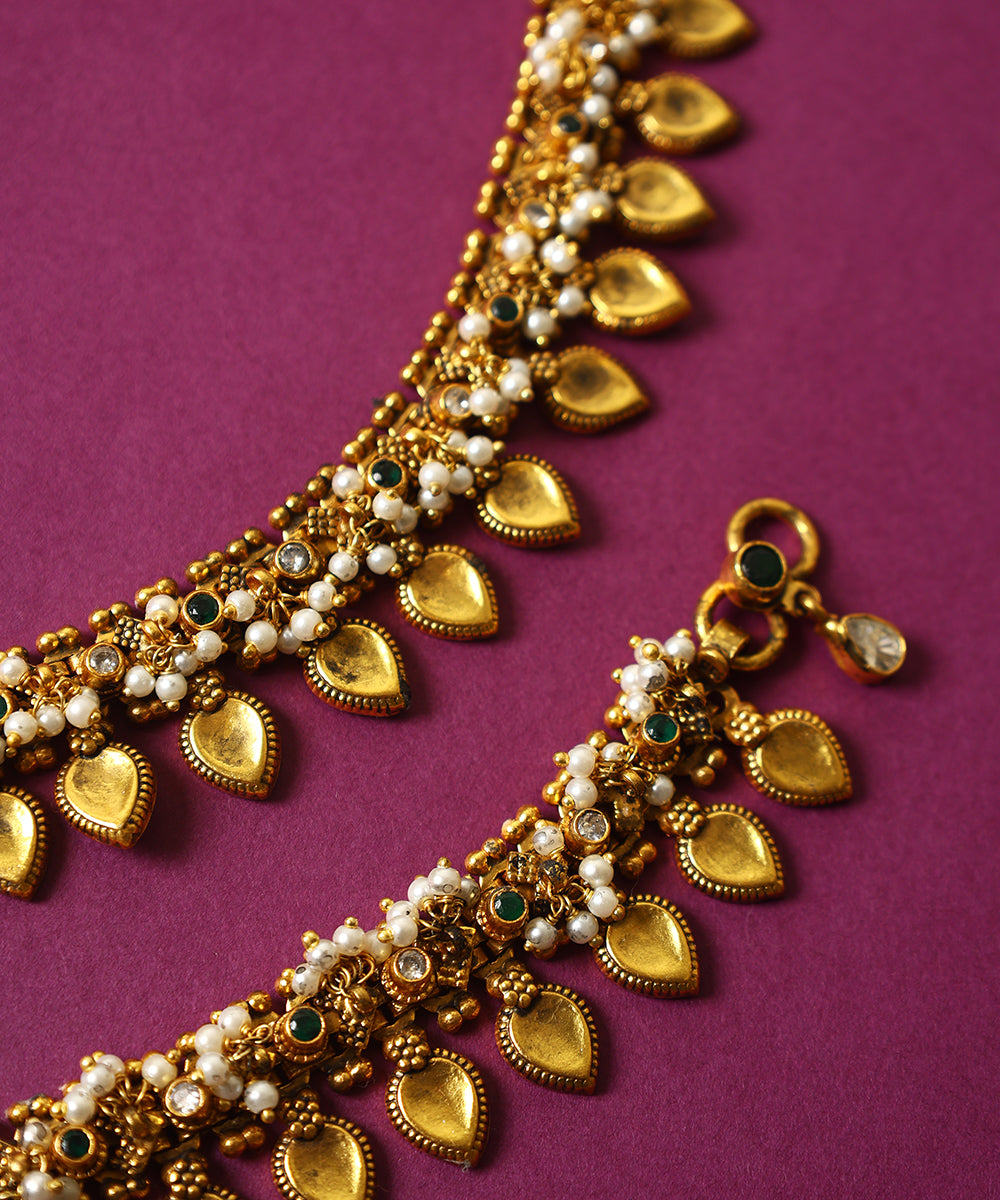 Inaya_Handcrafted_Pure_Silver_Pearl_and_Onyx_Anklets_WeaverStory_02