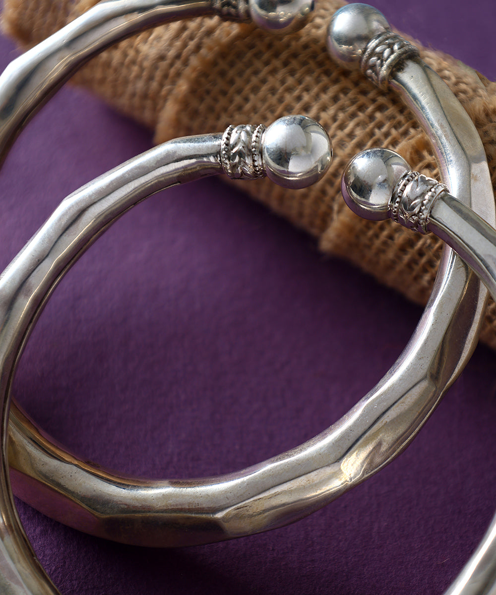 Dhara_Handcrafted_Pure_Silver_Kada-Style_Anklets_WeaverStory_02