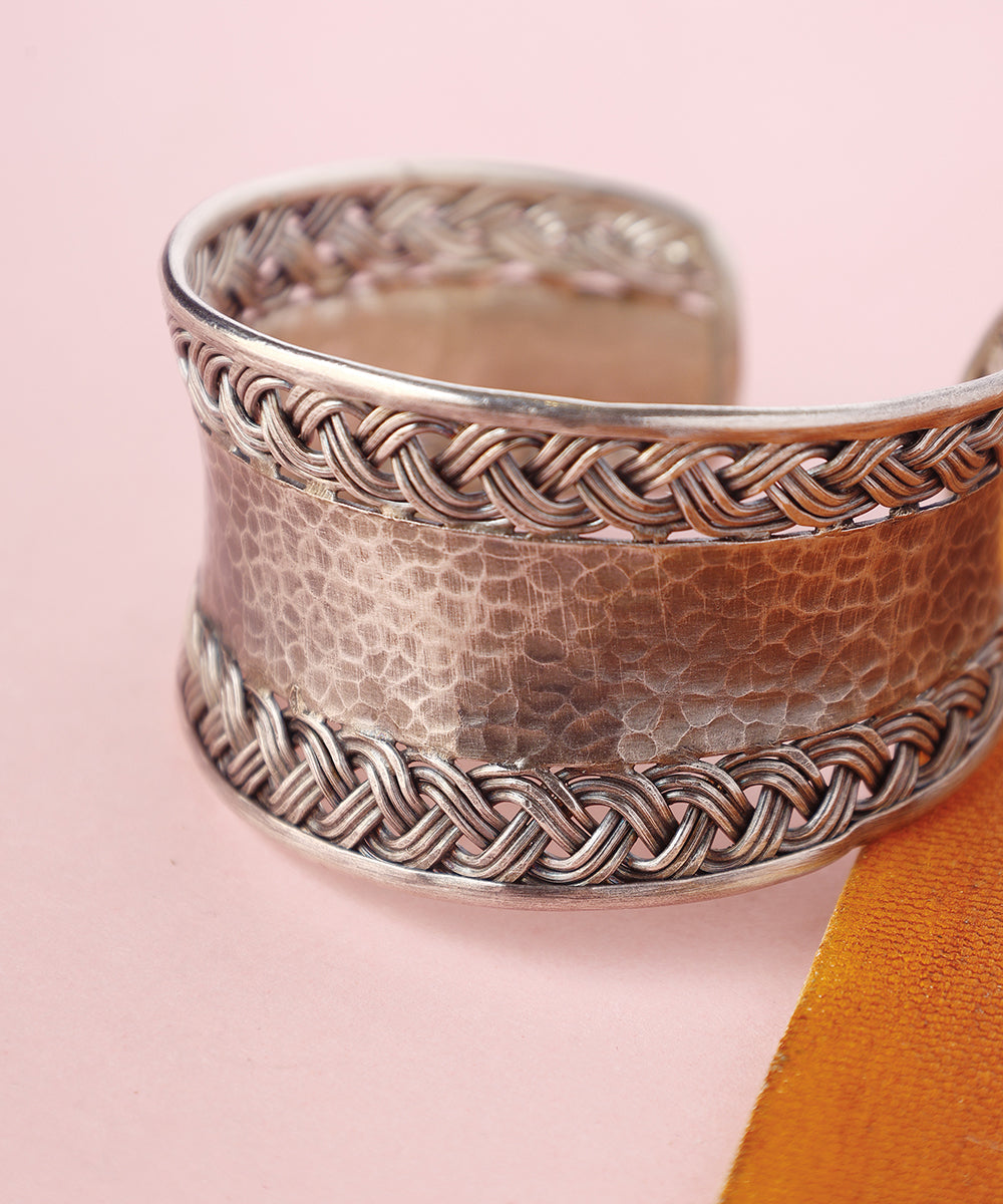 Tara_Handcrafted_Pure_Silver_Open-Ended_Hammered_Cuff_WeaverStory_02
