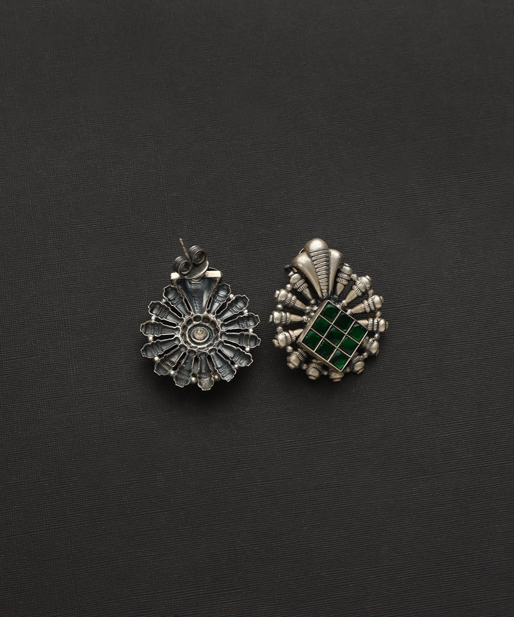 Ramith_Handcrafted_Oxidised_Pure_Silver_Kundan_Earrings_WeaverStory_03