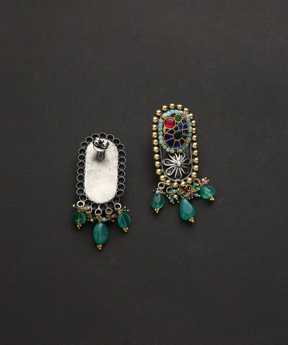 Niranjana_Handcrafted_Oxidised_Pure_Silver_Kundan_Earrings_WeaverStory_03