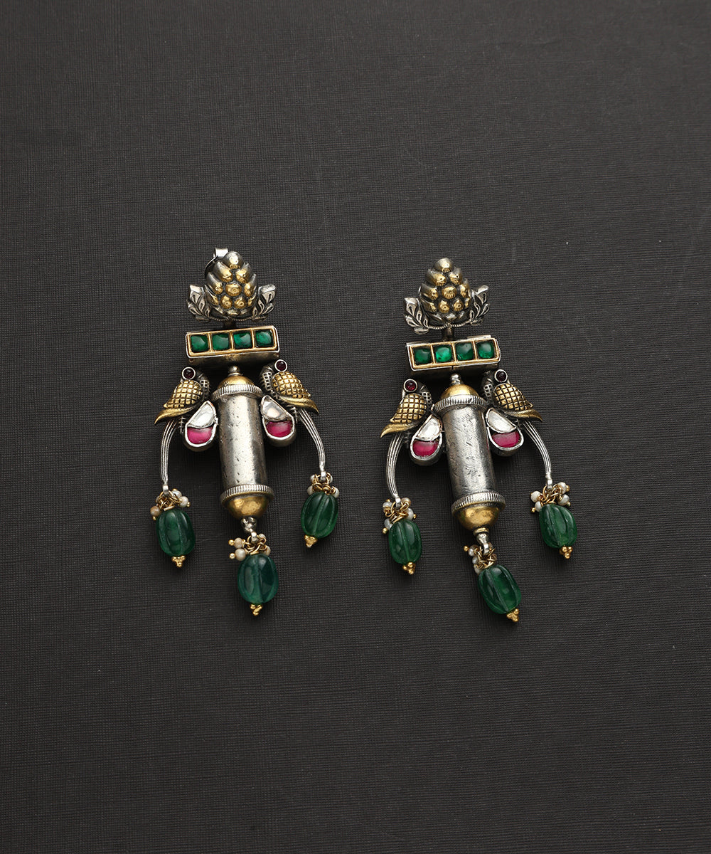 Aishani_Handcrafted_Oxidised_Pure_Silver_Kundan_Earrings_WeaverStory_02