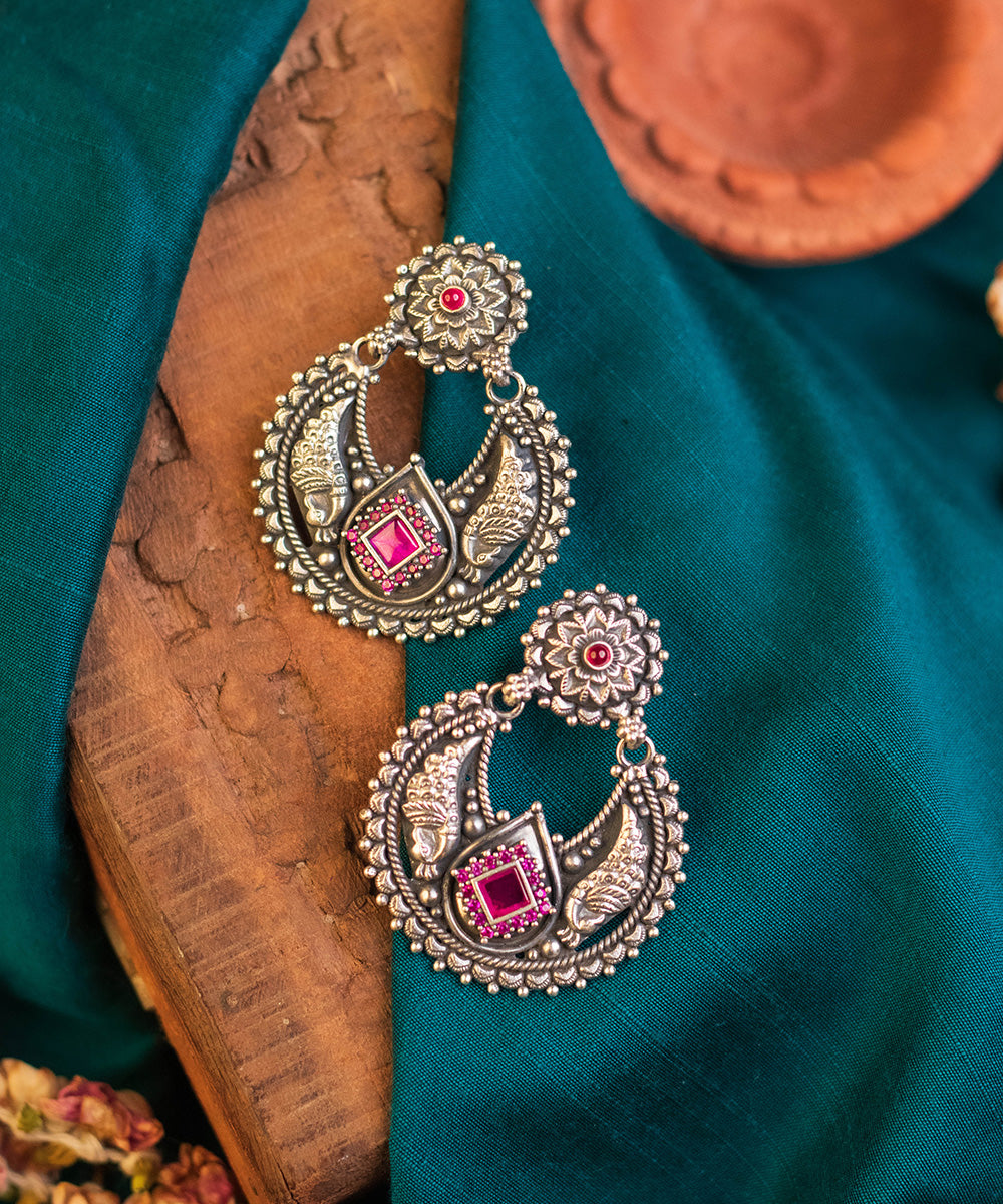 Qumud_Handcrafted_Oxidised_Pure_Silver_Earrings_with_Kempstones_WeaverStory_01