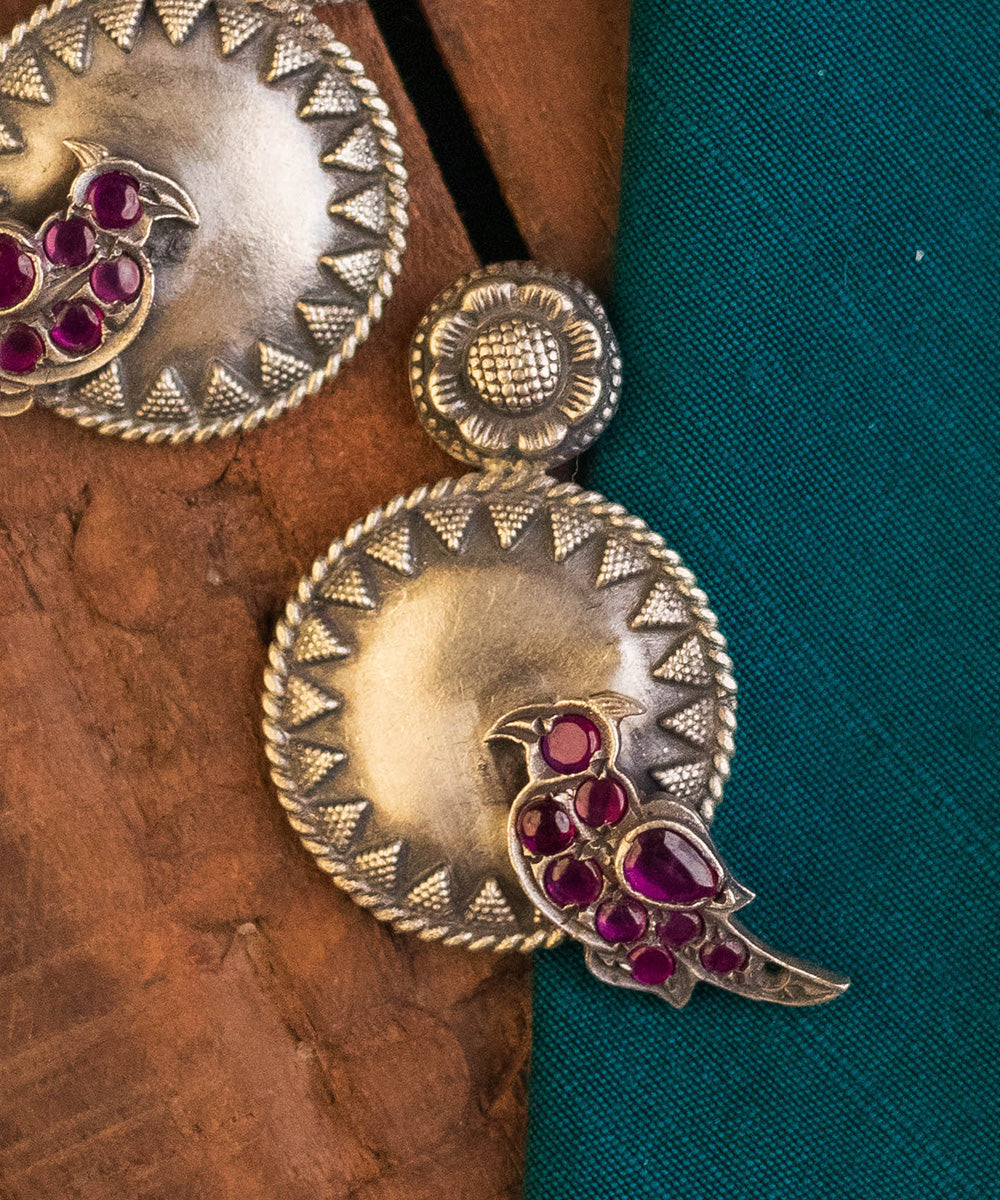 Utsa_Handcrafted_Oxidised_Pure_Silver_Earrings_With_Kempstones_WeaverStory_02