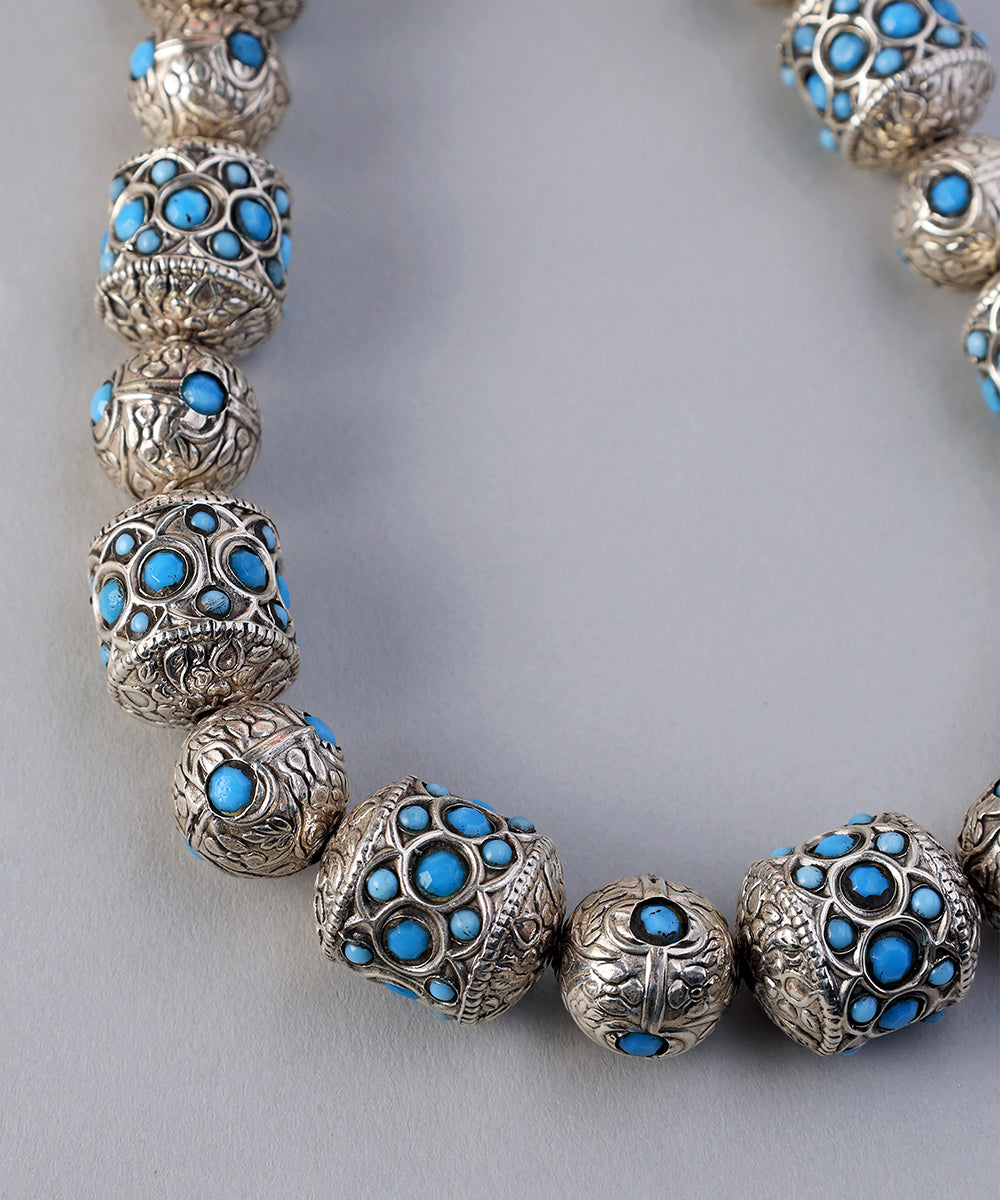 Sharika_Handcrafted_Oxidised_Pure_Silver_Necklace_WeaverStory_02