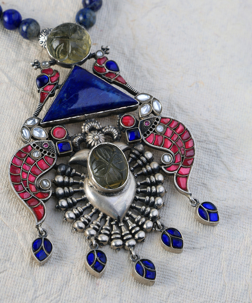 Elora_Handcrafted_Oxidised_Pure_Silver_Necklace_Set_With_Kundan_WeaverStory_03