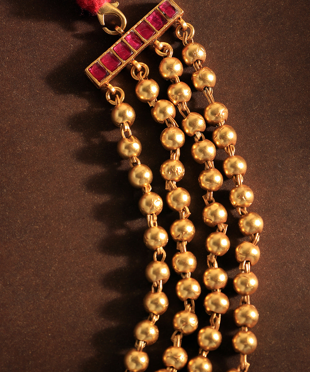 Avaia_Handcrafted_Pure_Silver_Golden_Necklace_With_Kundan_WeaverStory_02