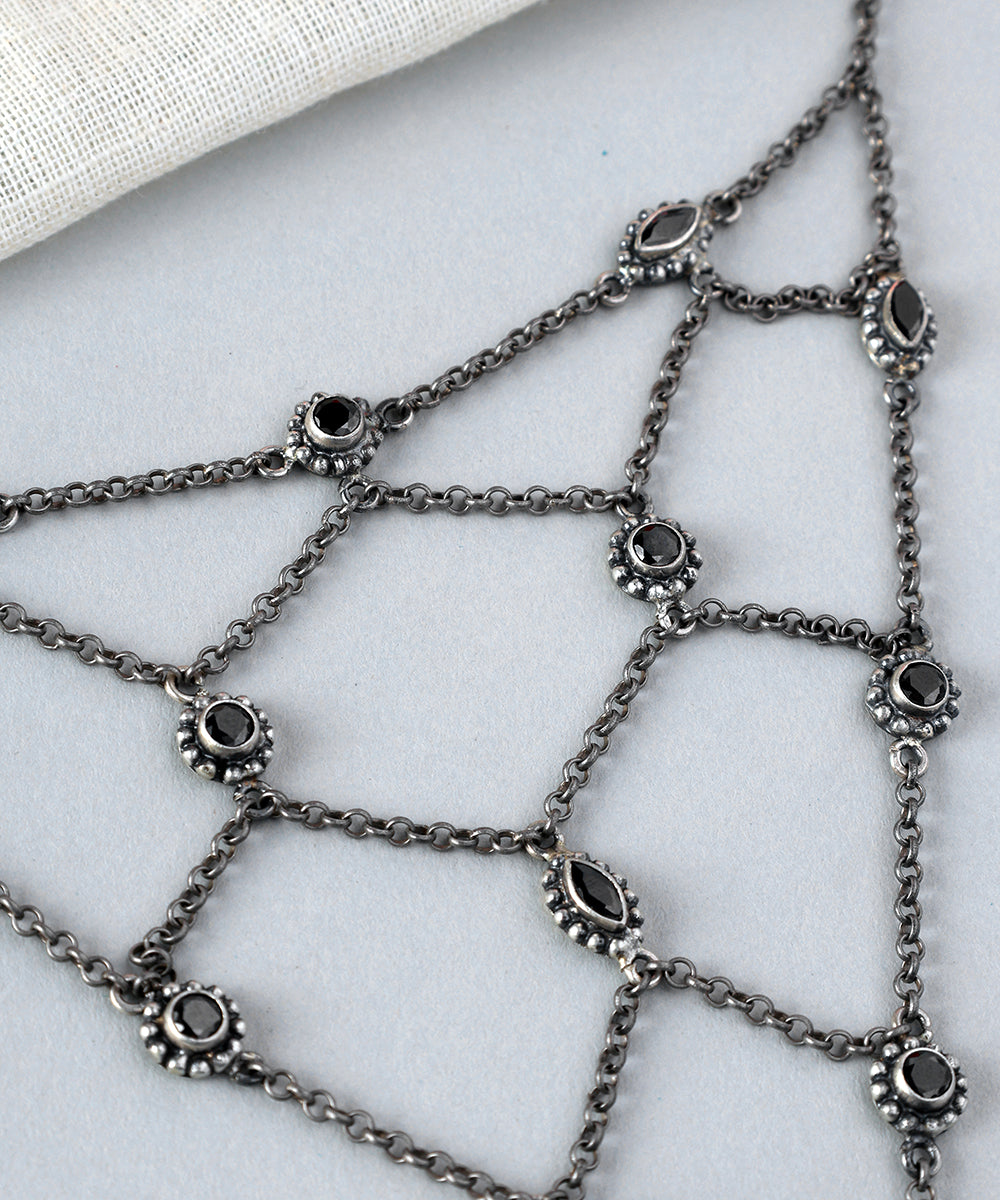 Rishvika_Handcrafted_Oxidised_Pure_Silver_Bracelet_With_Onyx_WeaverStory_02