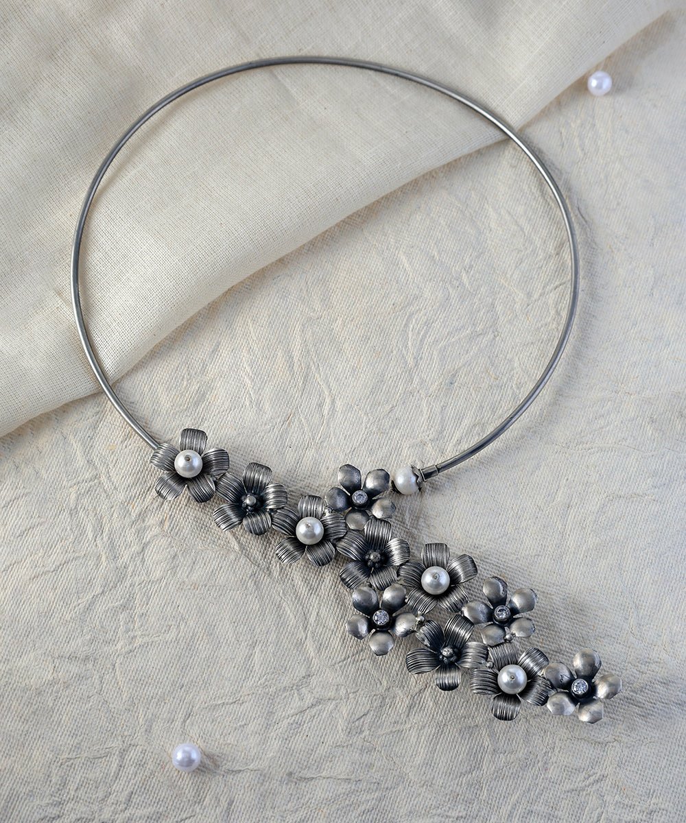 Anagha_Handcrafted_Oxidised_Pure_Silver_Necklace_WeaverStory_01