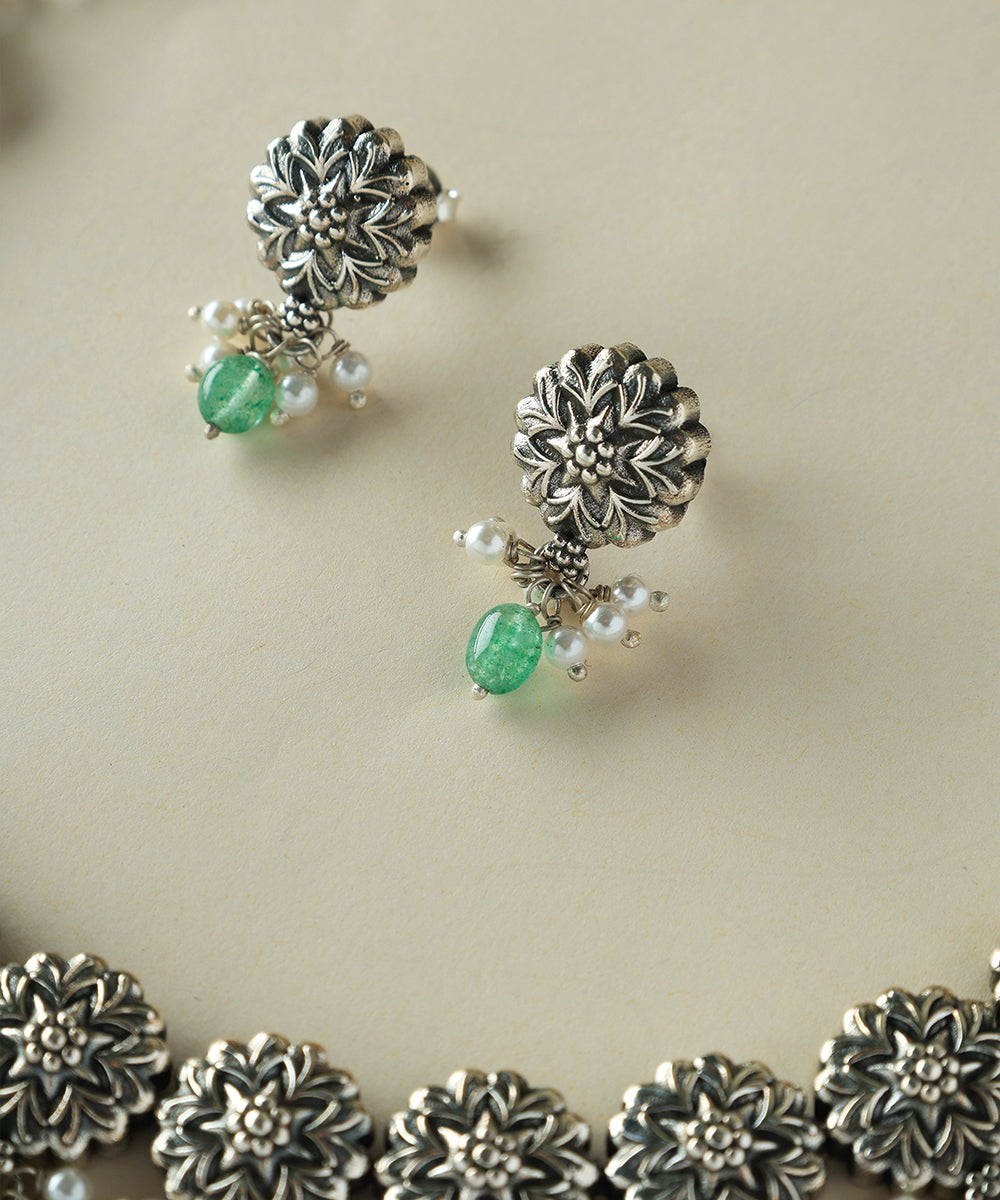 Harshvika_Handcrafted_Oxidised_Pure_Silver_Necklace_Set_With_Pearls_WeaverStory_02