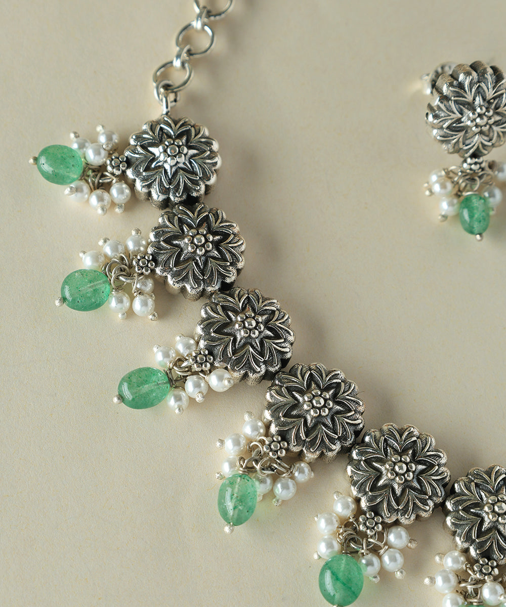 Harshvika_Handcrafted_Oxidised_Pure_Silver_Necklace_Set_With_Pearls_WeaverStory_03