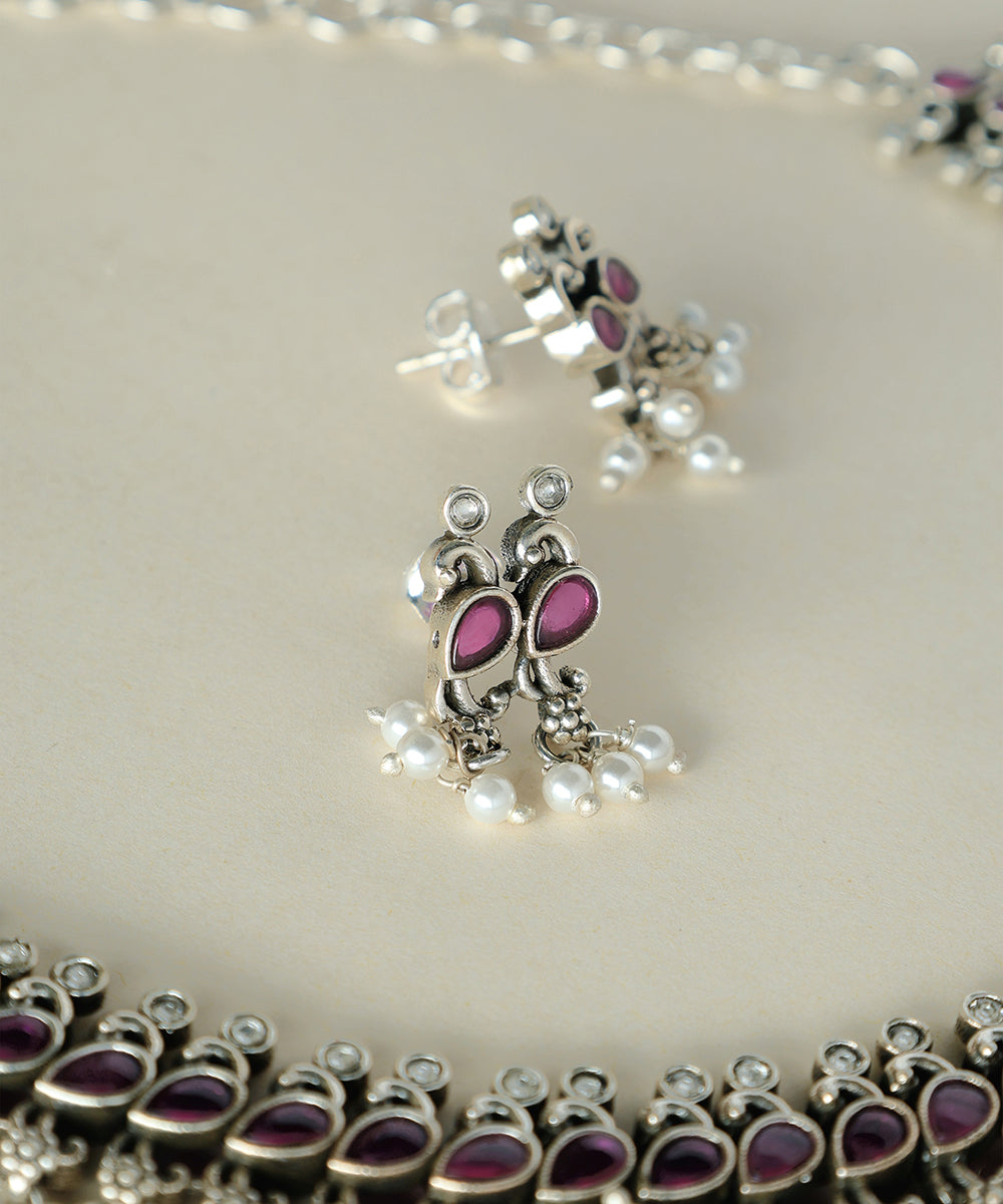 Rudrika_Handcrafted_Oxidised_Pure_Silver_Necklace_Set_With_Pearls_WeaverStory_03