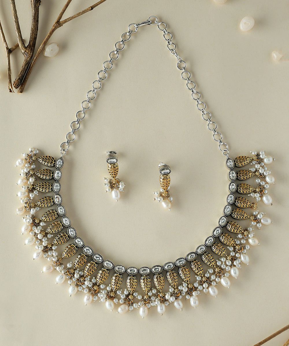 Vidhita_Handcrafted_Oxidised_Pure_Silver_Necklace_Set_With_Pearls_WeaverStory_01