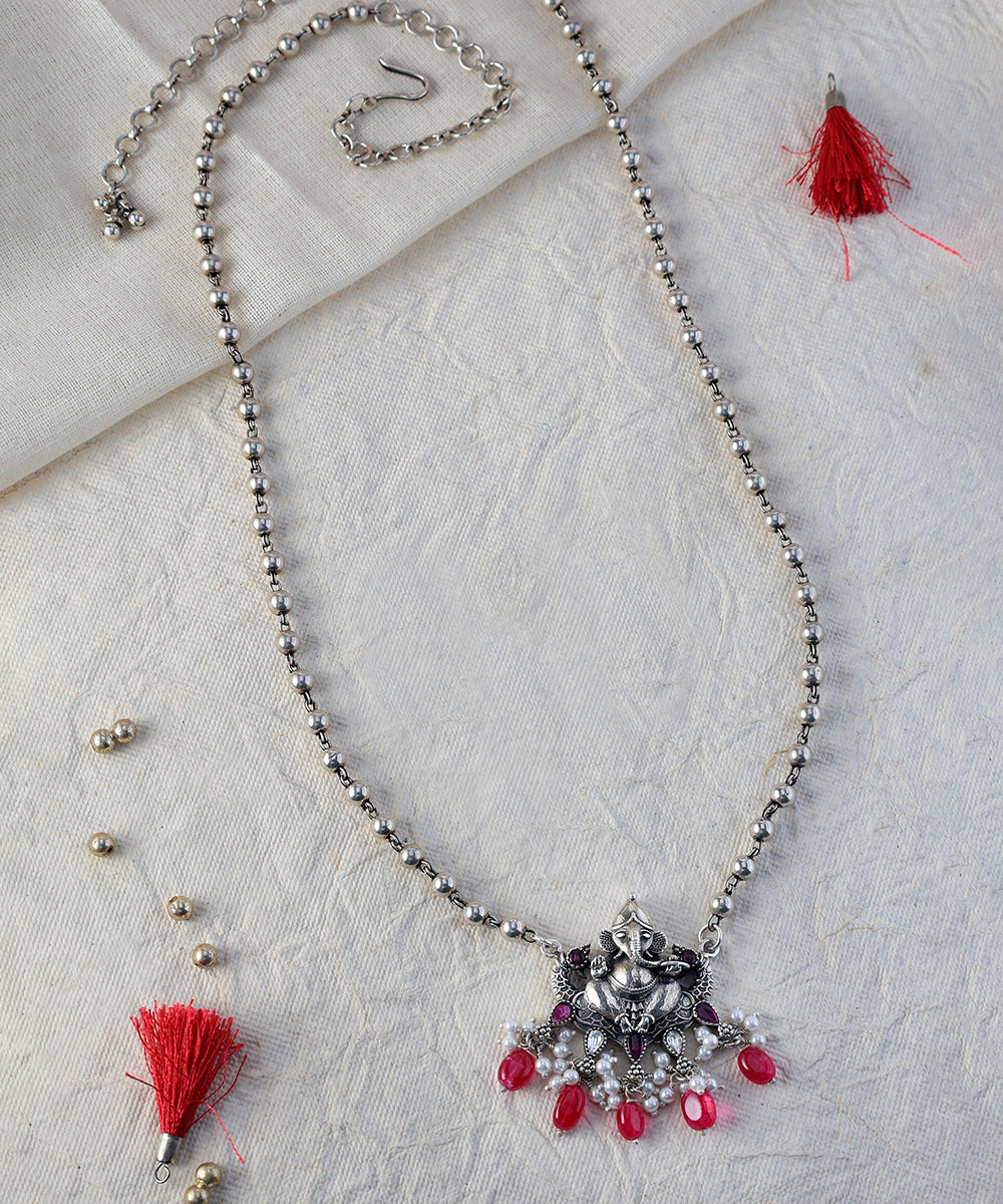 Ikshura_Handcrafted_Oxidised_Pure_Silver_Necklace_With_Ganesh_Motif_WeaverStory_01
