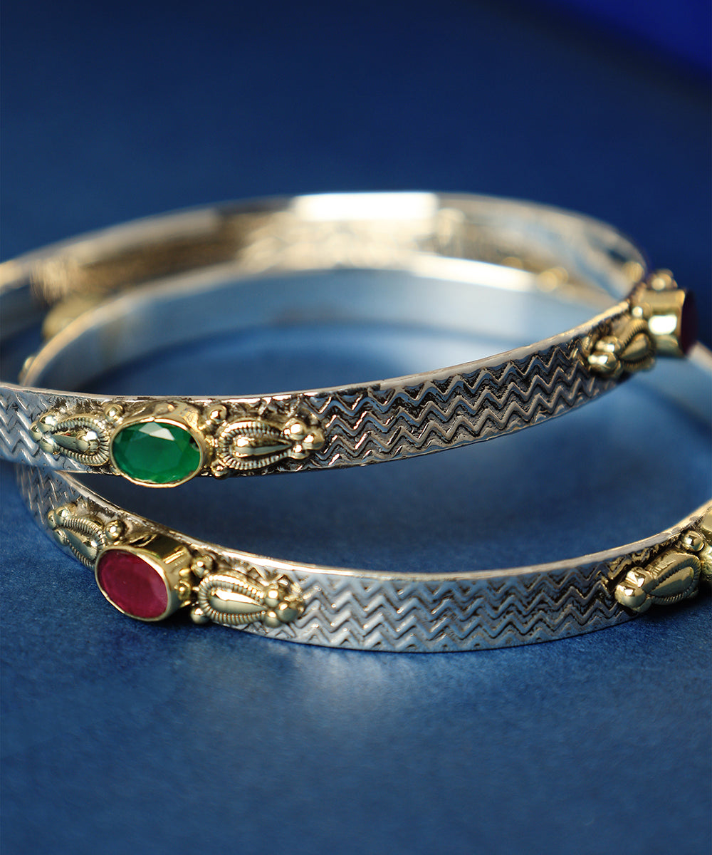 Pranika_Handcrafted_Oxidised_Pure_Silver_Bangles_WeaverStory_02