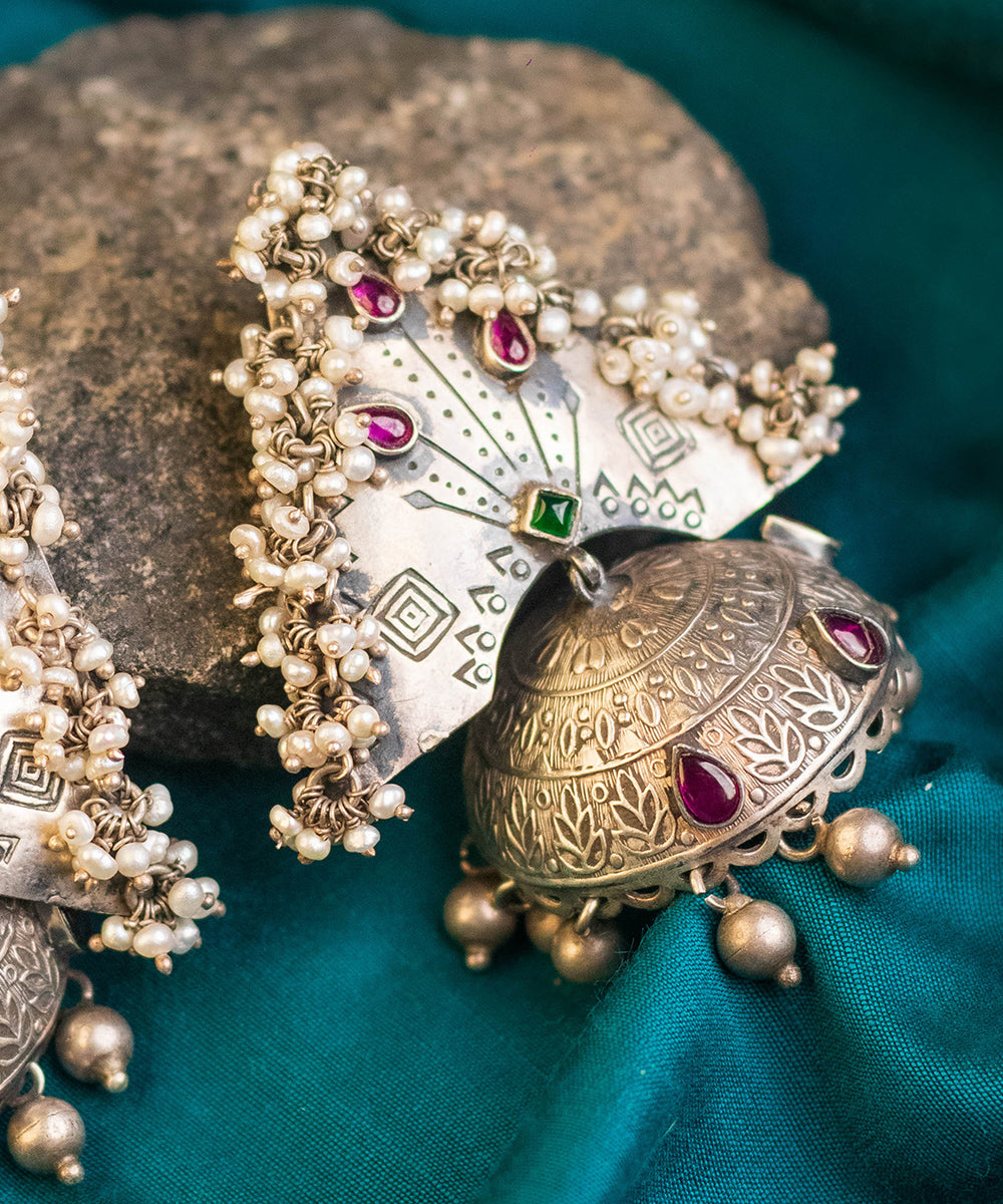 Yosana_Handcrafted_Oxidised_Pure_Silver_Earrings_With_Kempstones_and_Pearls_WeaverStory_02