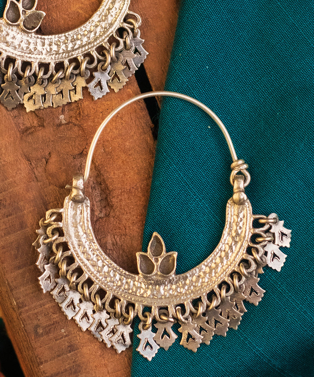 Parama_Handcrafted_Pure_Silver_Earrings_WeaverStory_02