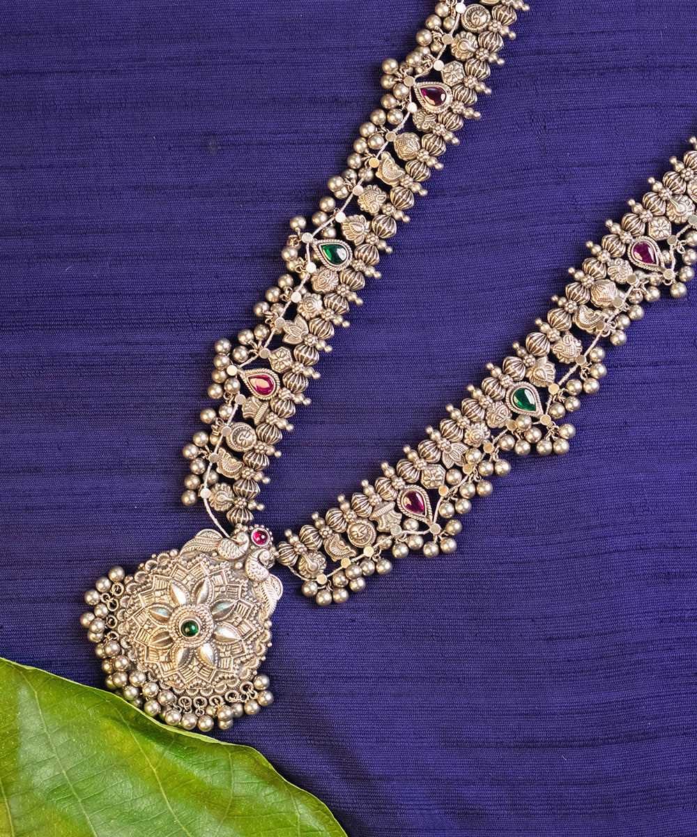 Quasira_Handcrafted_Pure_Silver_Necklace_With_Kempstones_WeaverStory_02