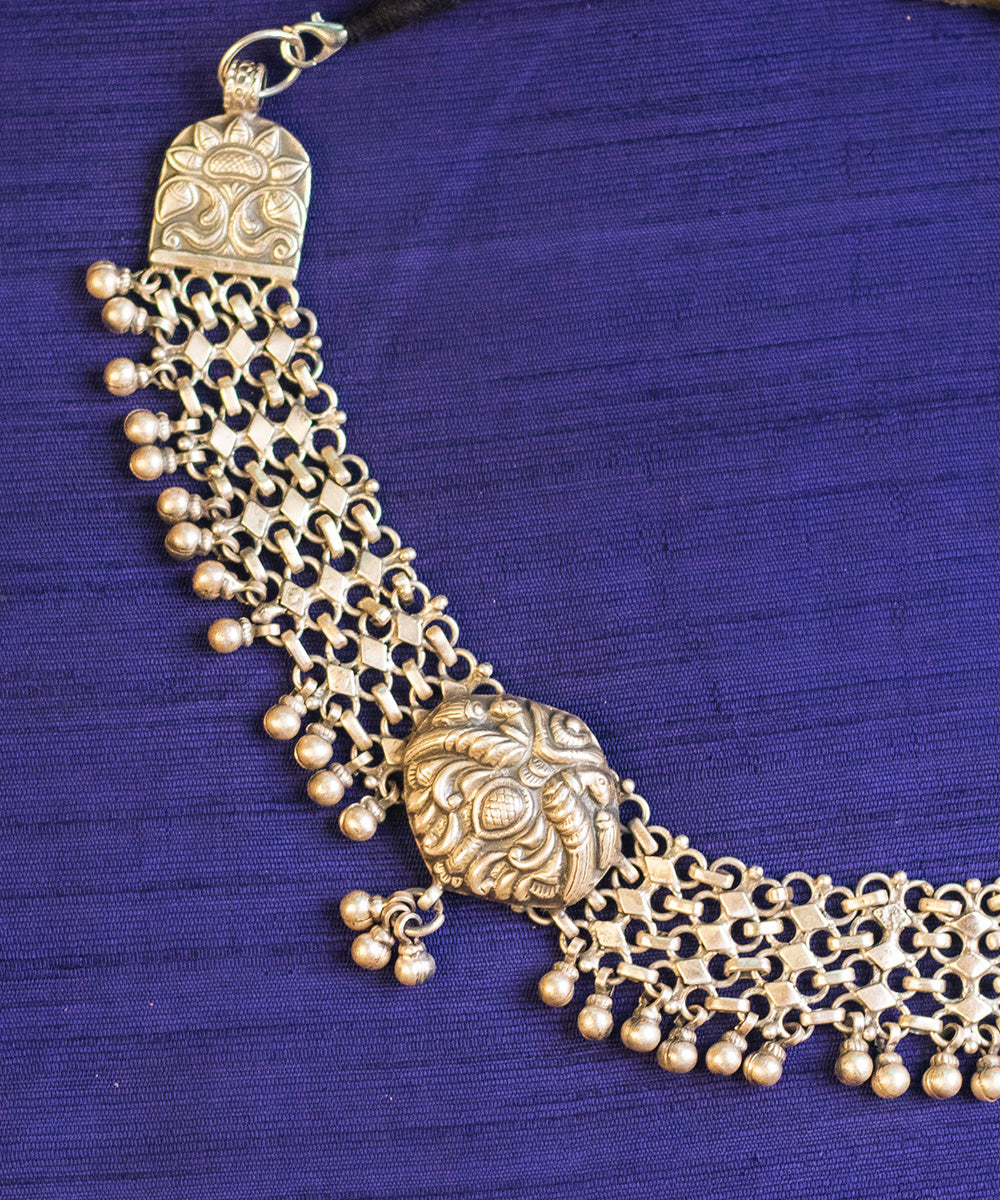 Zaral_Handcrafted_Pure_Silver_Necklace_WeaverStory_02