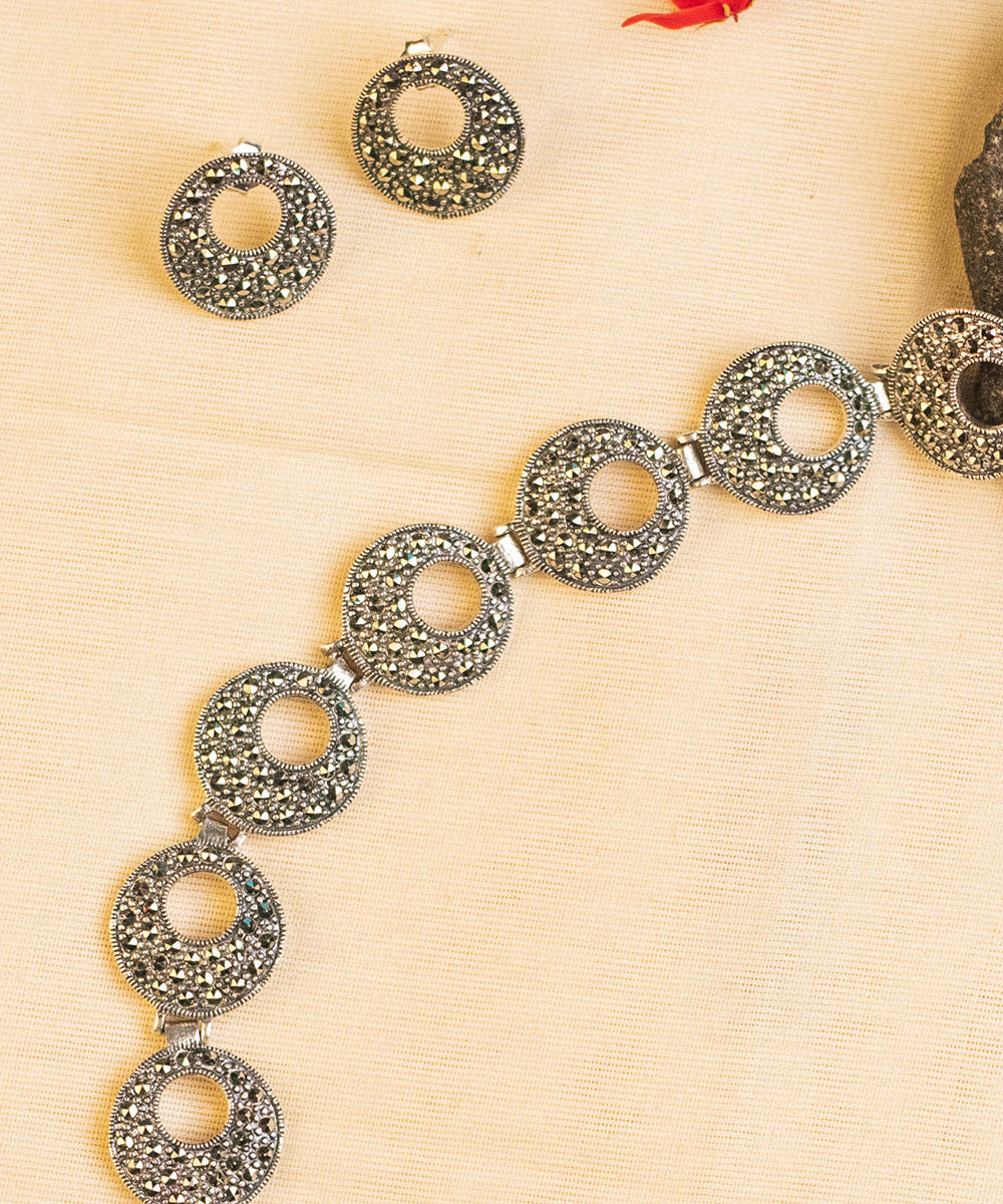 Adah_Handcrafted_Pure_Silver_Necklace_Set_With_Marcasite_WeaverStory_02