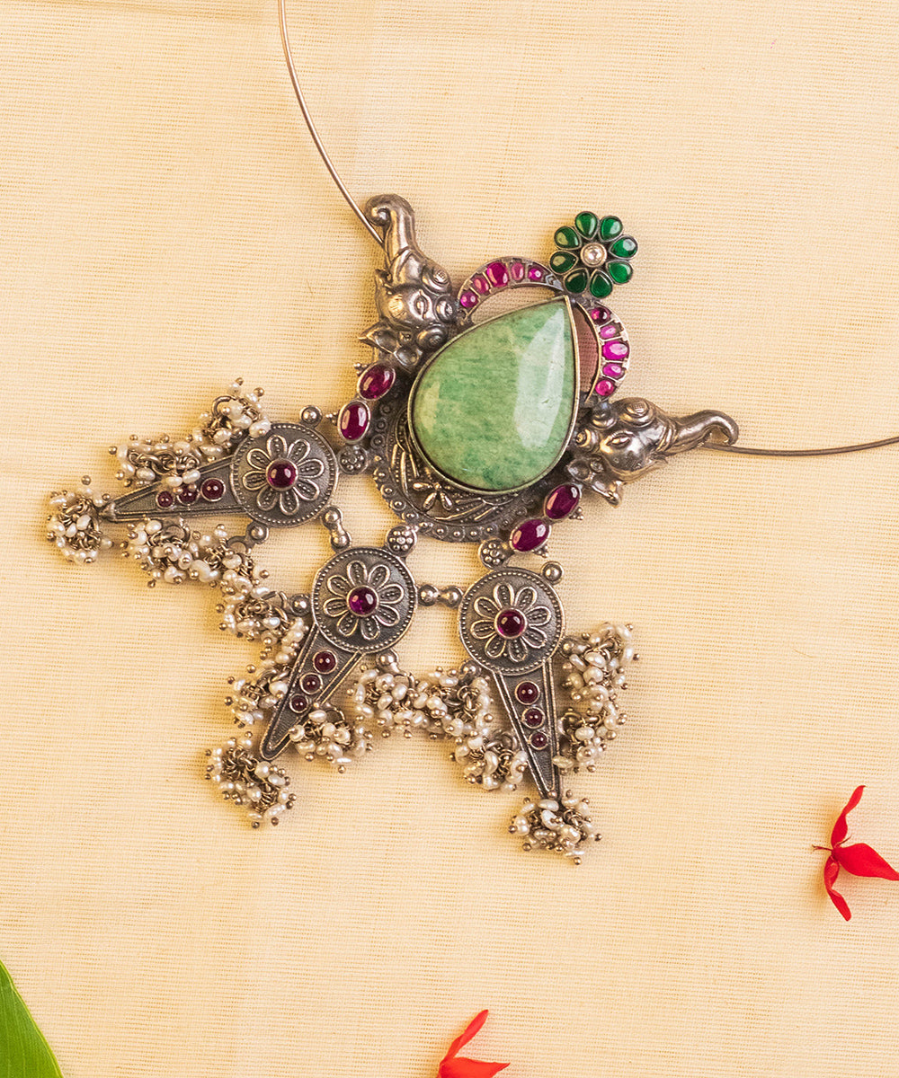 Elika_Handcrafted_Oxidised_Pure_Silver_Necklace_With_Pearls_WeaverStory_02