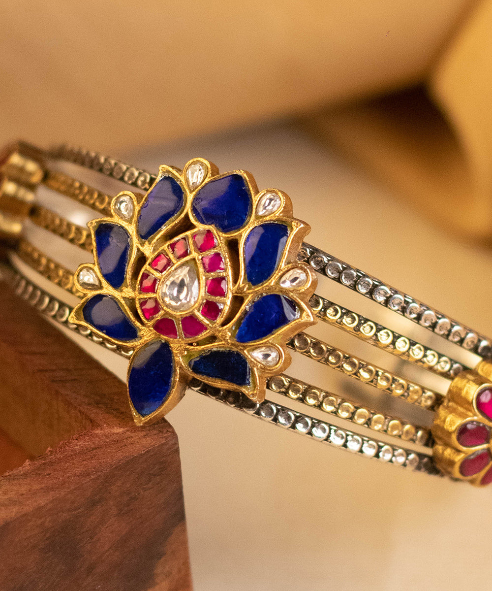 Briti_Handcrafted_Pure_Silver_Bangle_With_Kundan_WeaverStory_02