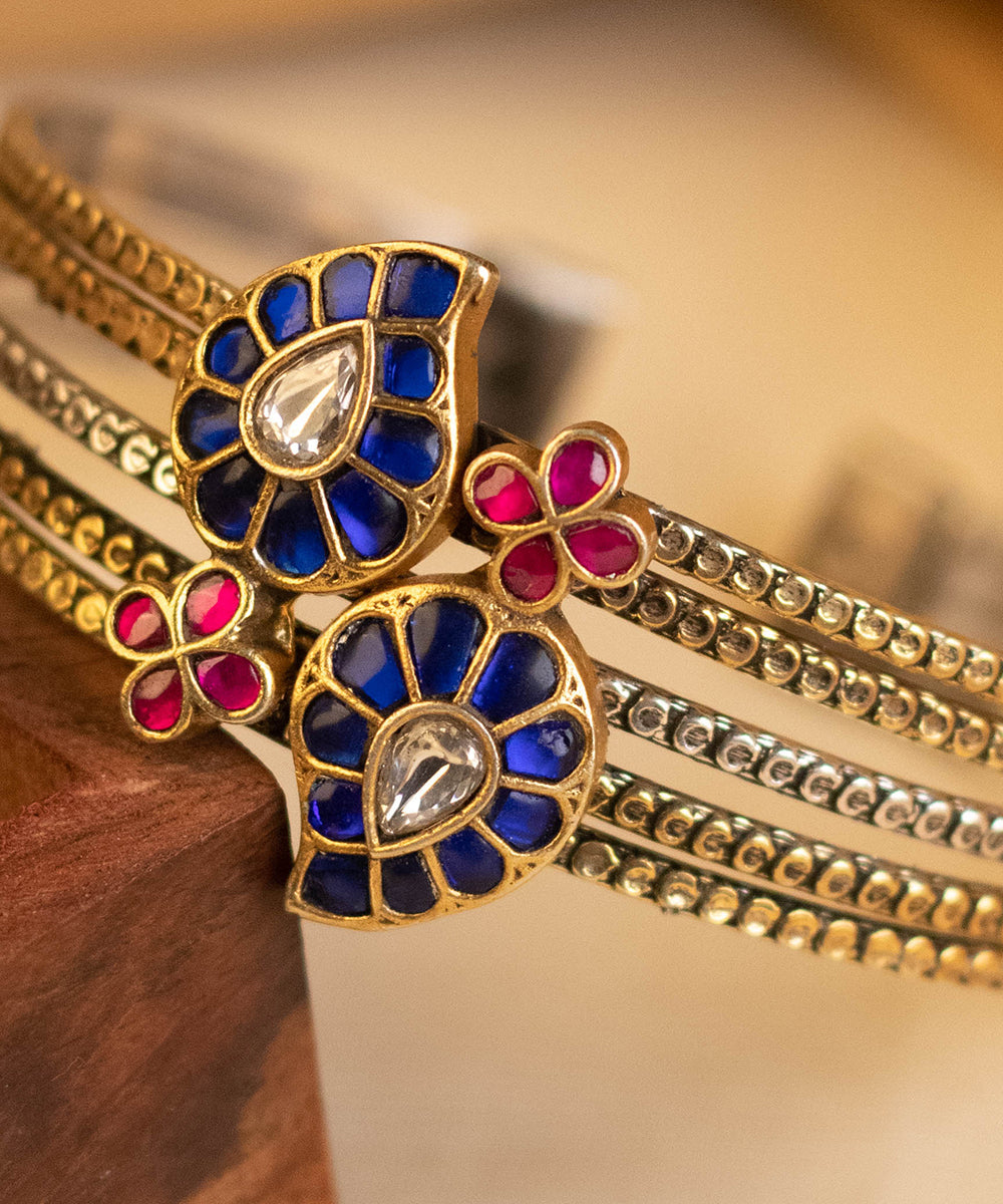 Harini_Handcrafted_Pure_Silver_Bangle_With_Kundan_WeaverStory_02