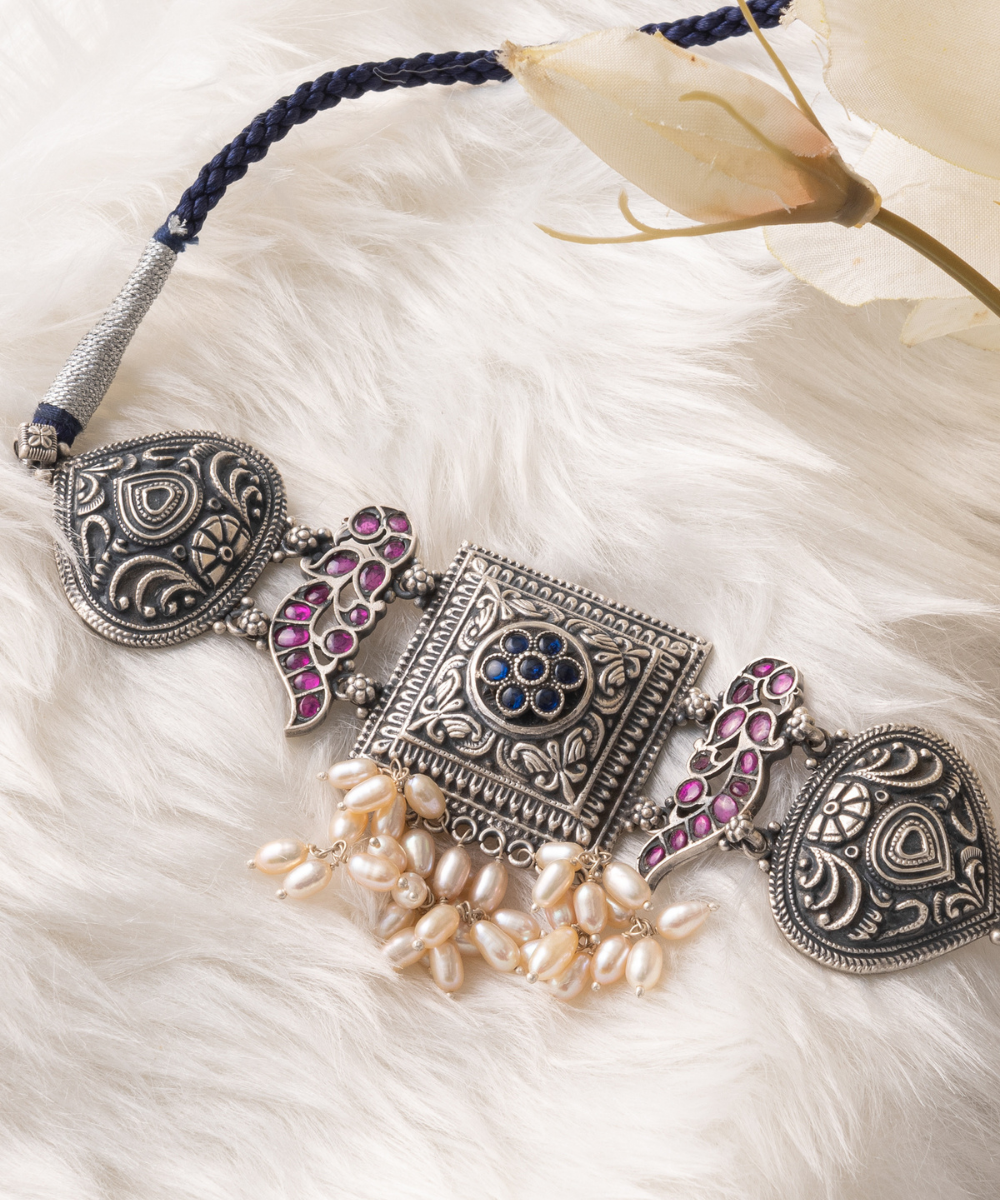 Arisha_Handcrafted_Oxidised_Pure_Silver_Necklace_With_Pink_Stones_And_Pearls_WeaverStory_02