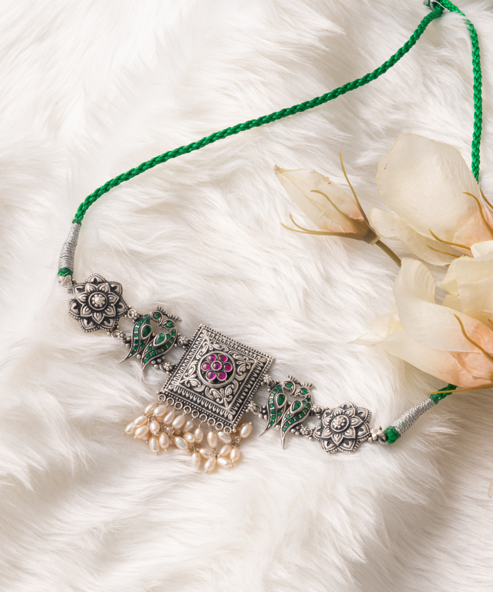 Dua_Handcrafted_Oxidised_Pure_Silver_Necklace_With_Stones_And_Pearls_WeaverStory_01