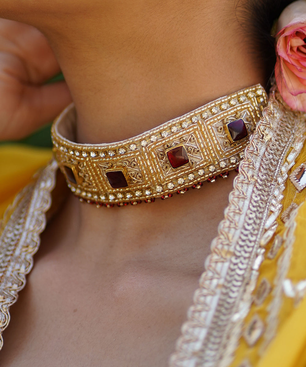 Indira_Hand_Embroidered_Choker_WeaverStory_03