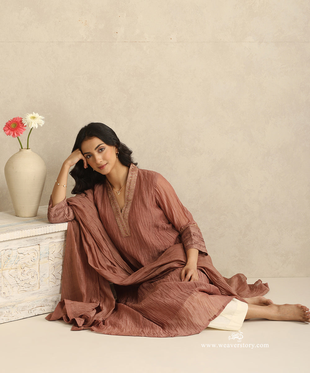 Dusty_Rose_Handloom_Mul_Chanderi_Suit_Set_With_Neck_Embroidery_And_Pintuck_Sleeve_WeaverStory_02