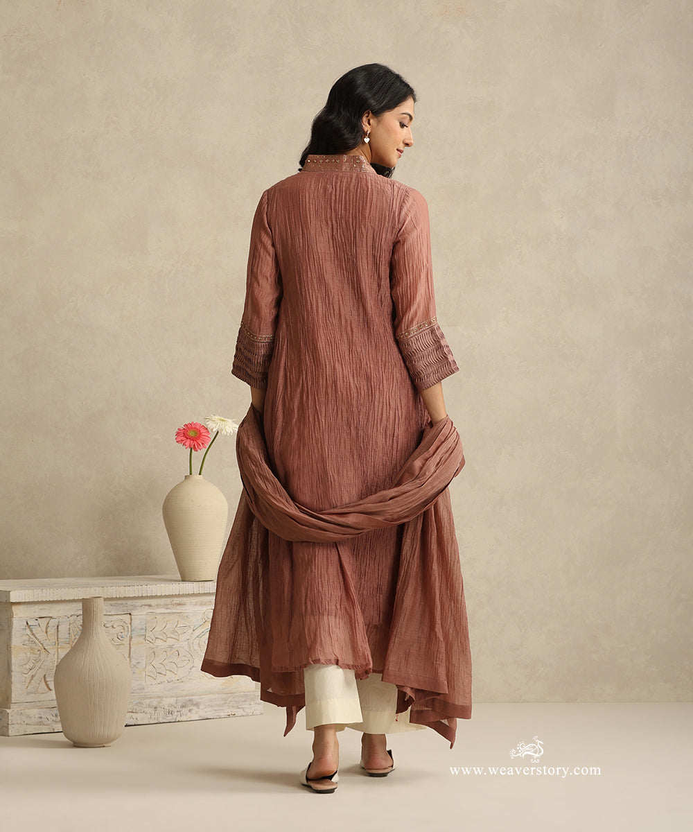 Dusty_Rose_Handloom_Mul_Chanderi_Suit_Set_With_Neck_Embroidery_And_Pintuck_Sleeve_WeaverStory_04