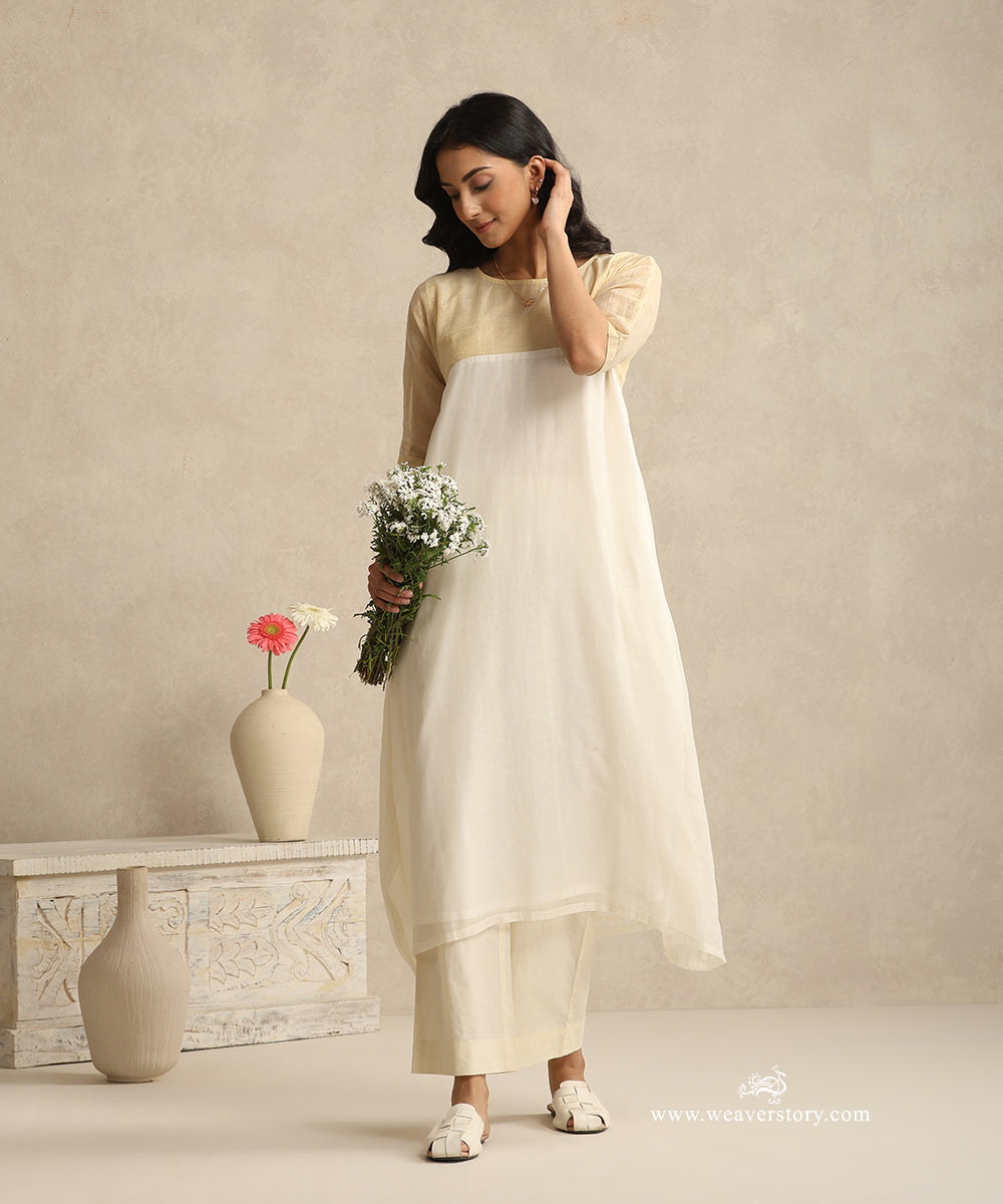 White_Handloom_Mul_Chanderi_Suit_Cotton_Tissue_Yoke_With_Plane_Pant_WeaverStory_05
