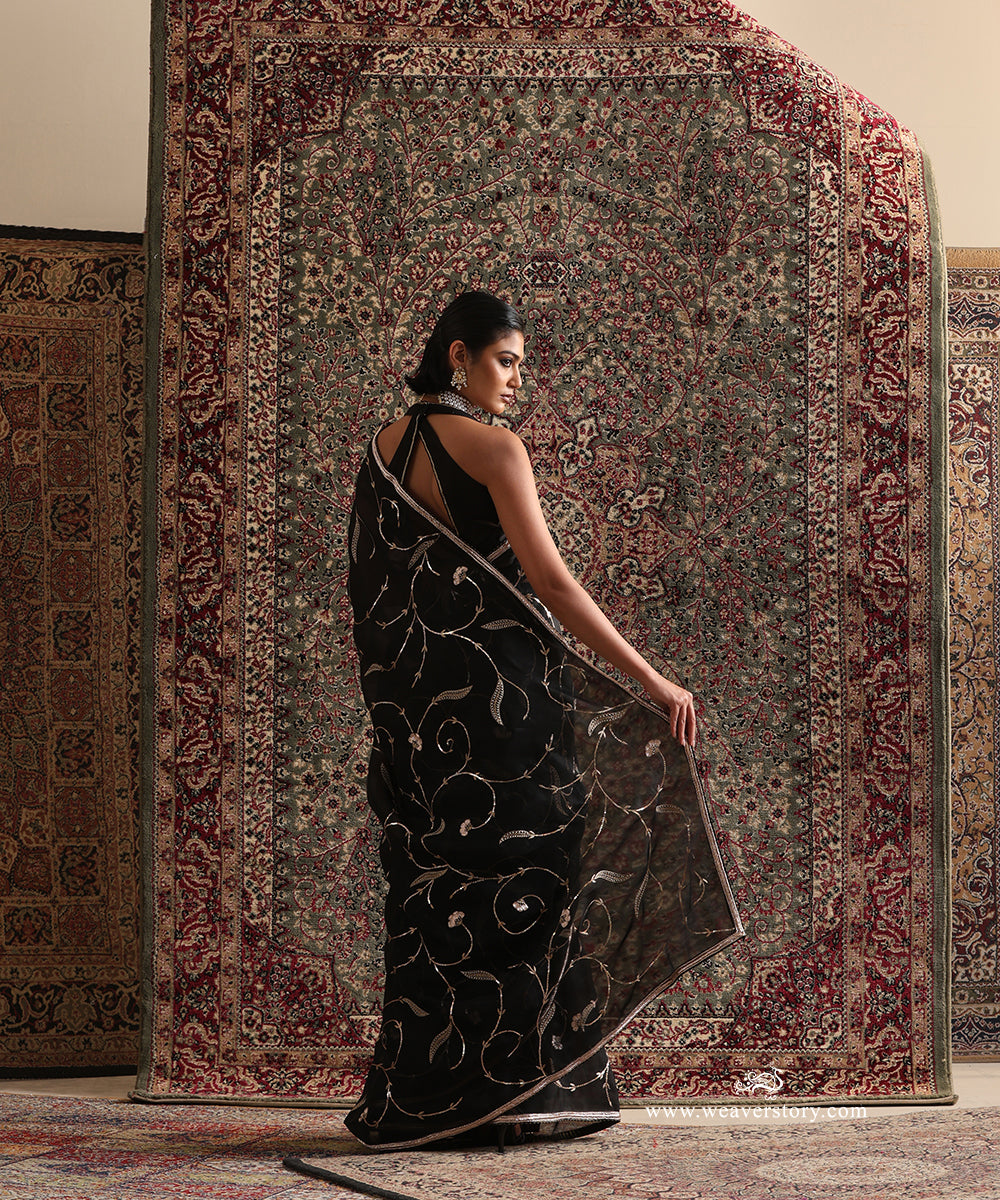 Black_Pure_Organza_Silk_Jaal_Embroidery_Saree_WeaverStory_03