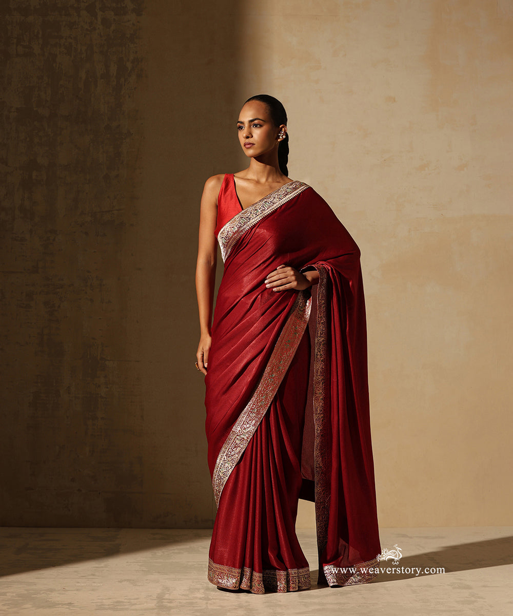 Maroon_Handloom_Georgette_Satin_Saree_With_Shikargah_Antique_Banarasi_Border_WeaverStory_01