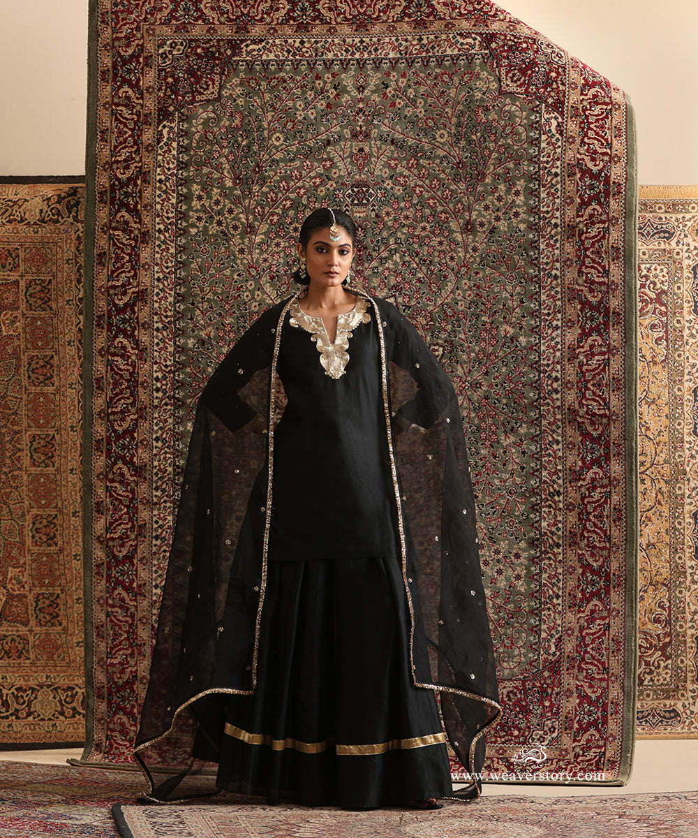 Black pure Chanderi silk kurta featuring a handcrafted Kashmiri-inspired zardozi embroidered neckline