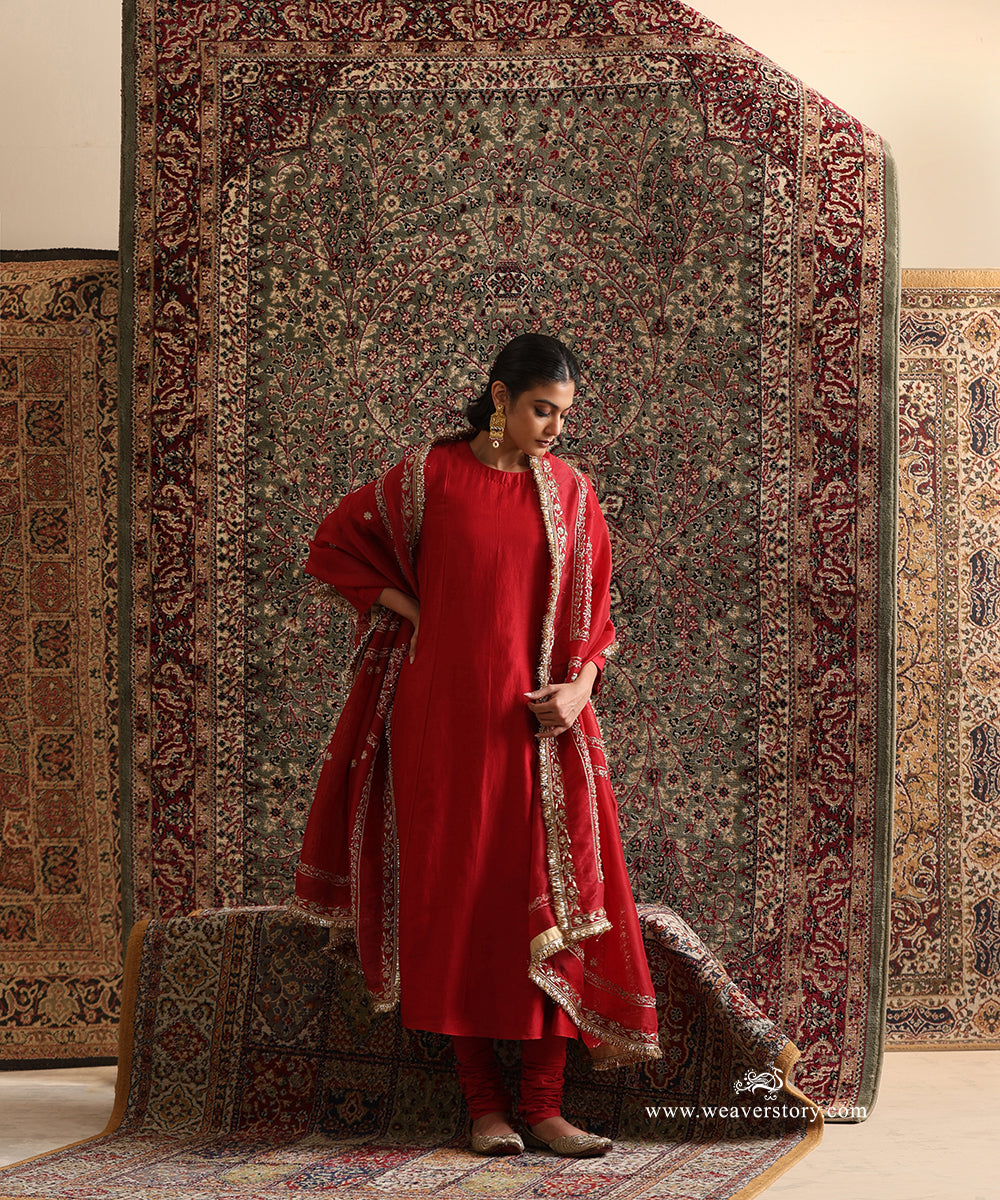 Red_Pure_Chanderi_Silk_A_Line_Kurta_Pant_With_HAnd_Embroiderd_Organza_Dupatta_WeaverStory_04