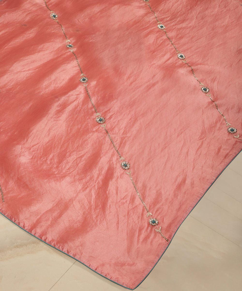 Peach_Handloom_Zardozi_Embroidered_Organza_Dupatta_With_Aadi_Lines_WeaverStory_03