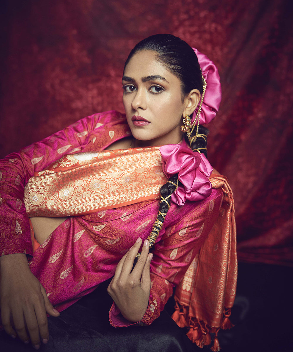 Mrunal Thakur In Handloom Orange Angoor Jaal Banarasi Saree