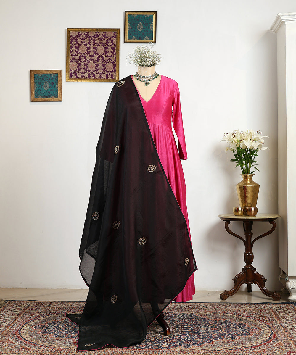Black_Handloom_Organza_Dupatta_With_Allover_Zardozi_Motifs_WeaverStory_01