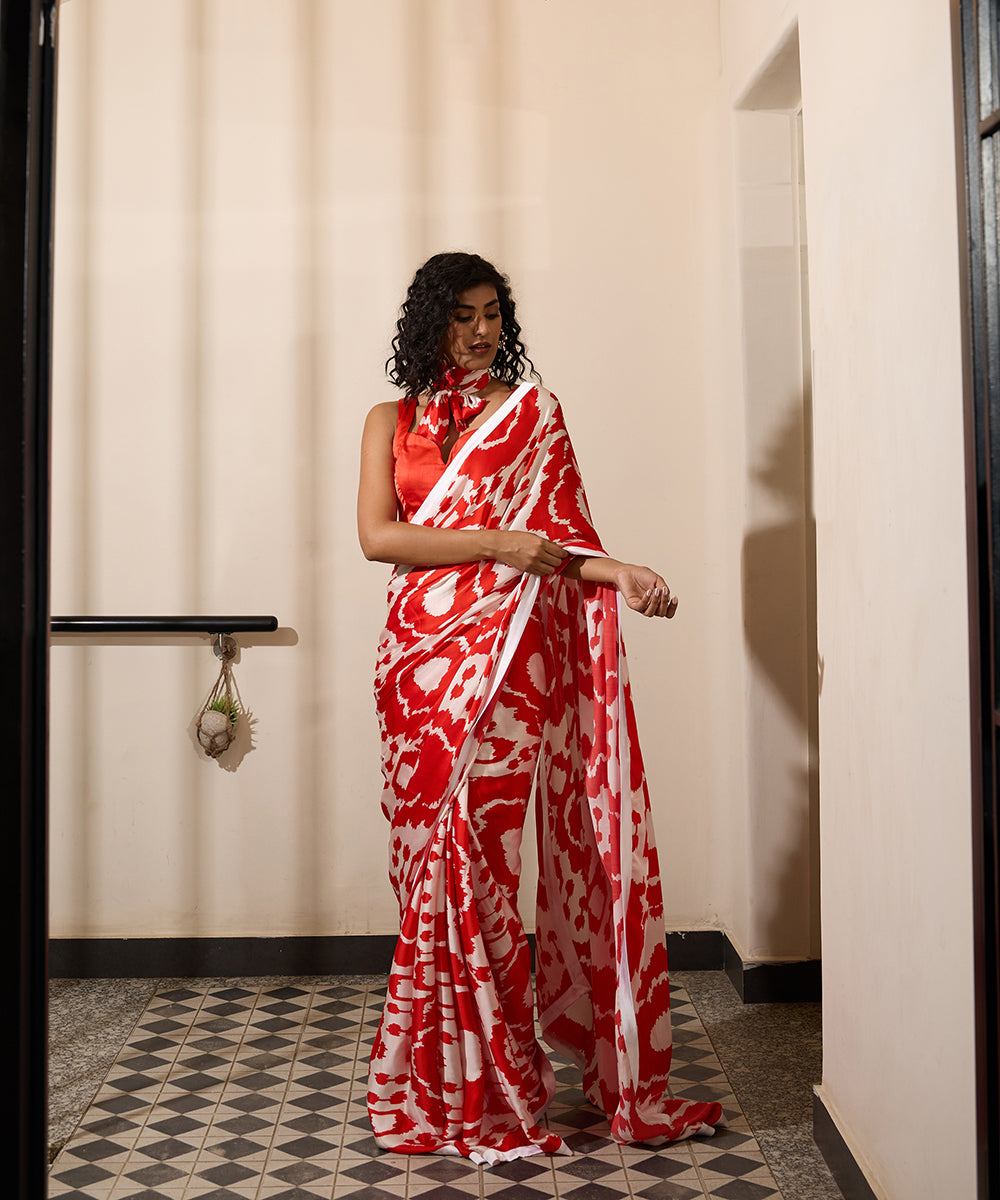 Cherry_Fizz_Sari_–_Red_And_White_Printed_Satin_WeaverStory_02