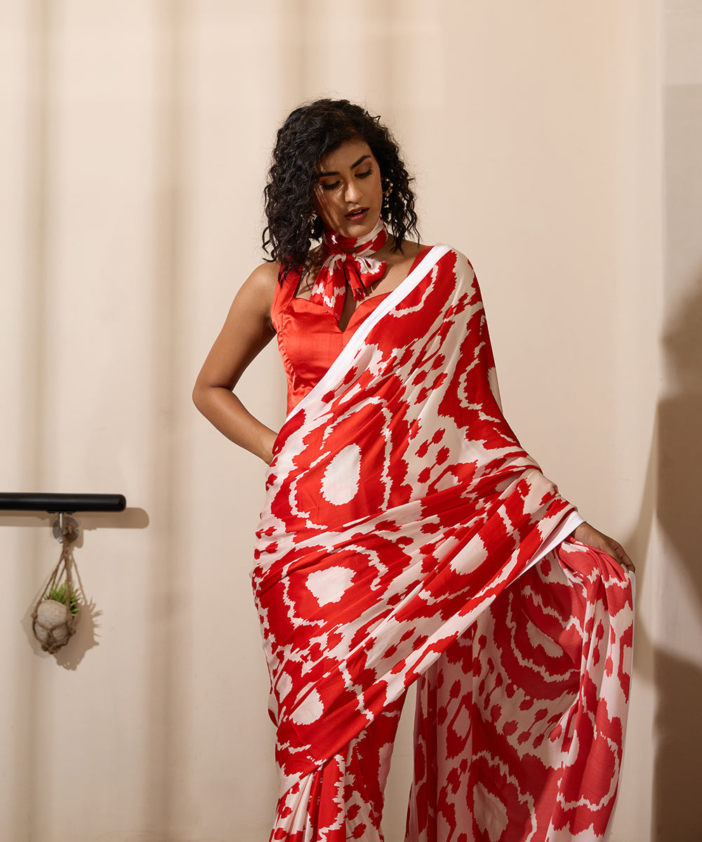 Cherry_Fizz_Sari_–_Red_And_White_Printed_Satin_WeaverStory_04