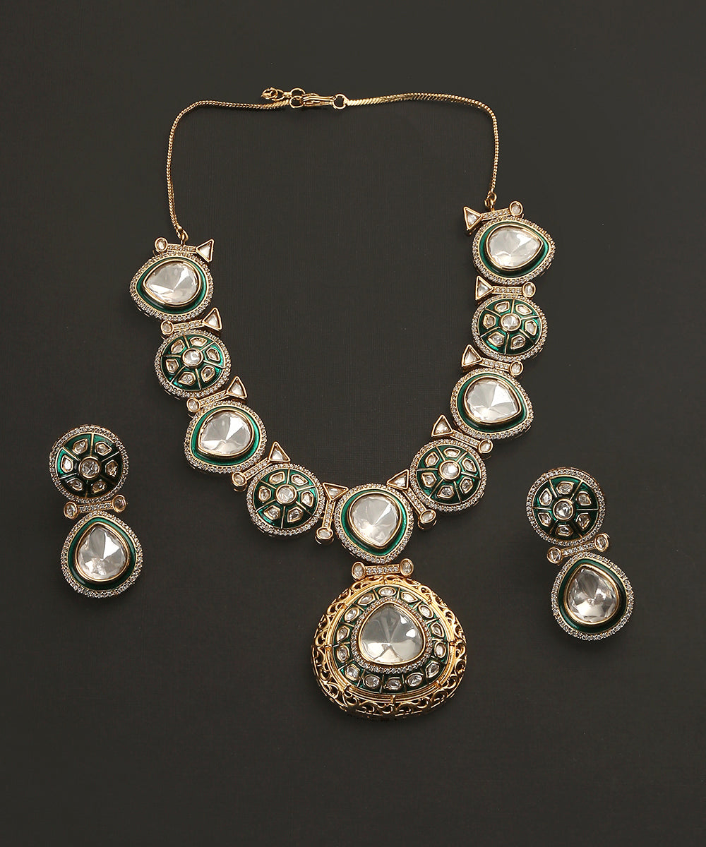 Loulia_Handcrafted_Necklace_Set_With_Semi_Precious_Stones_WeaverStory_02