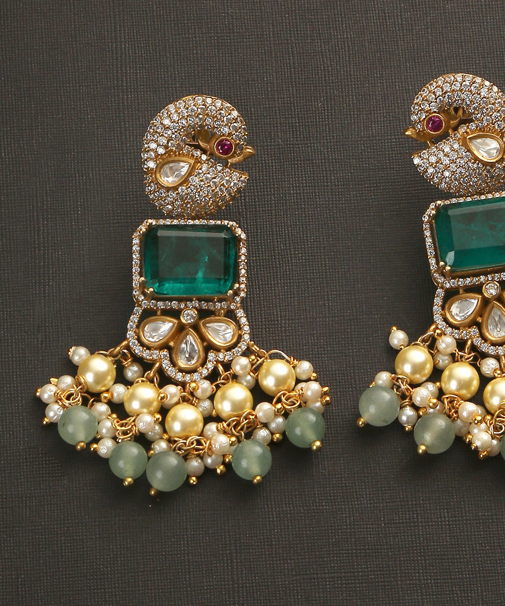 Aifaa_Handcrafted_Necklace_Set_With_Green_Semi_Precious_Stones_WeaverStory_03