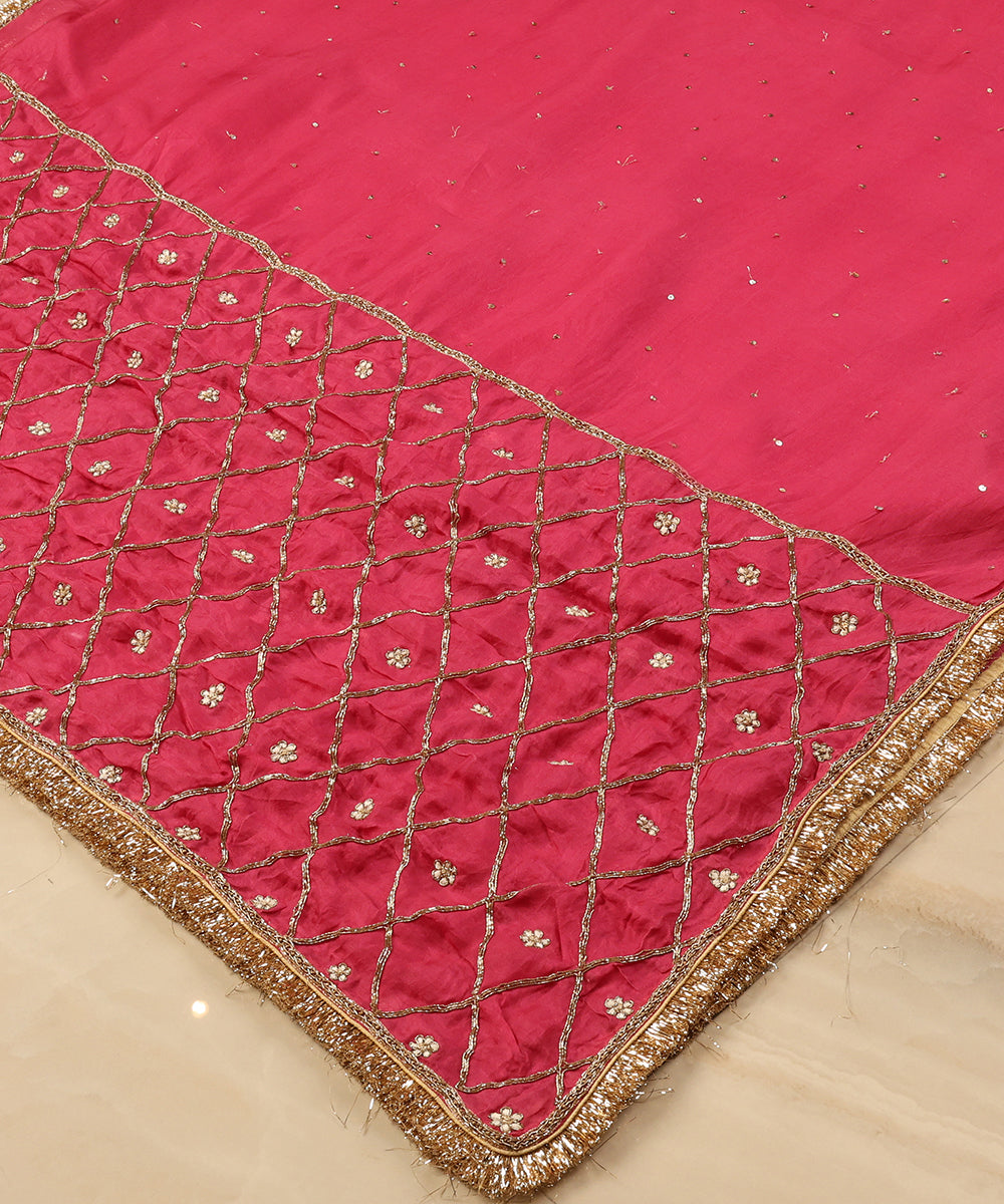 Magenta_Organza_Dupatta_With_Hand_Embroury_WeaverStory_03