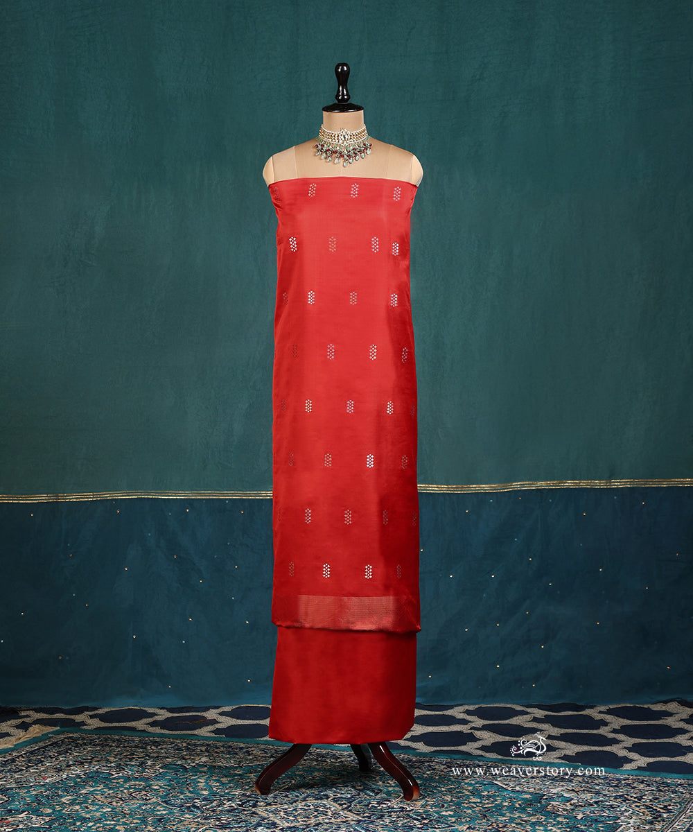 Handloom_Red_Pure_Mushroo_Silk_Banarasi Suit_Set_Fabric_With Small_Boota_WeaverStory_02