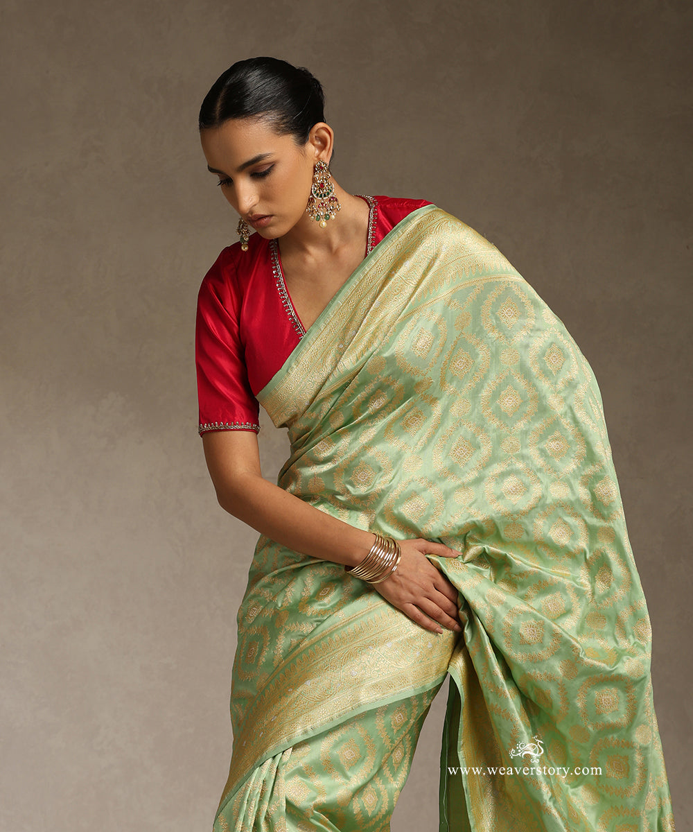 Pista_Green_Handloom_Katan_Silk_Kadhwa_Jangla_Banarasi_Saree_With_Sona_Rupa_Zari_WeaverStory_02